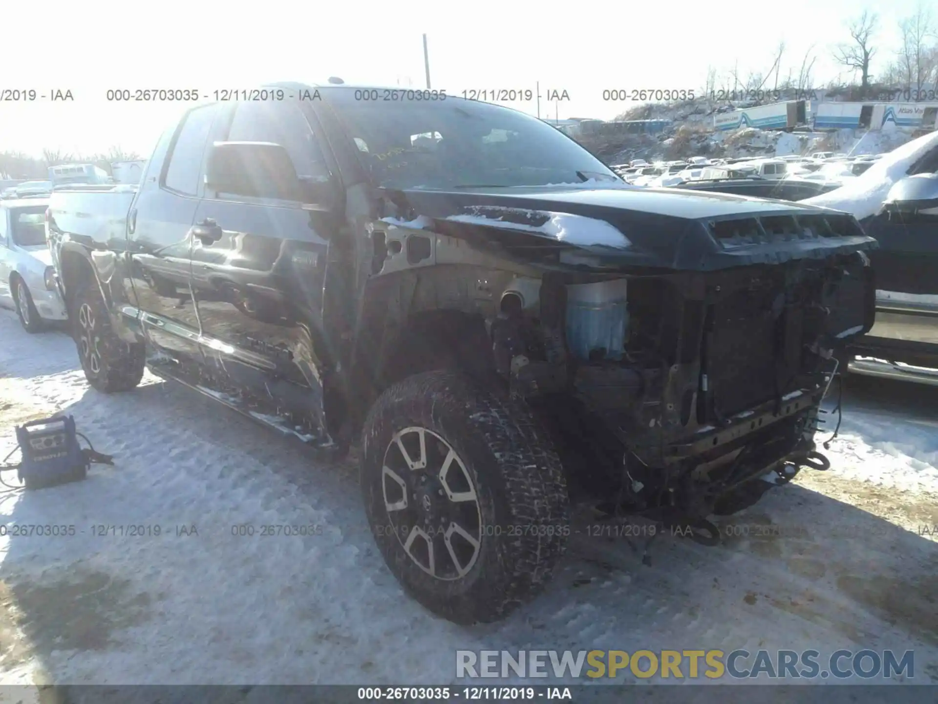 1 Photograph of a damaged car 5TFUW5F11KX825231 TOYOTA TUNDRA 2019