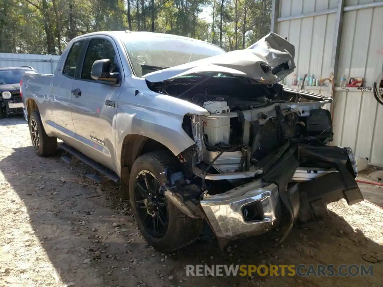 1 Photograph of a damaged car 5TFUW5F12KX778873 TOYOTA TUNDRA 2019