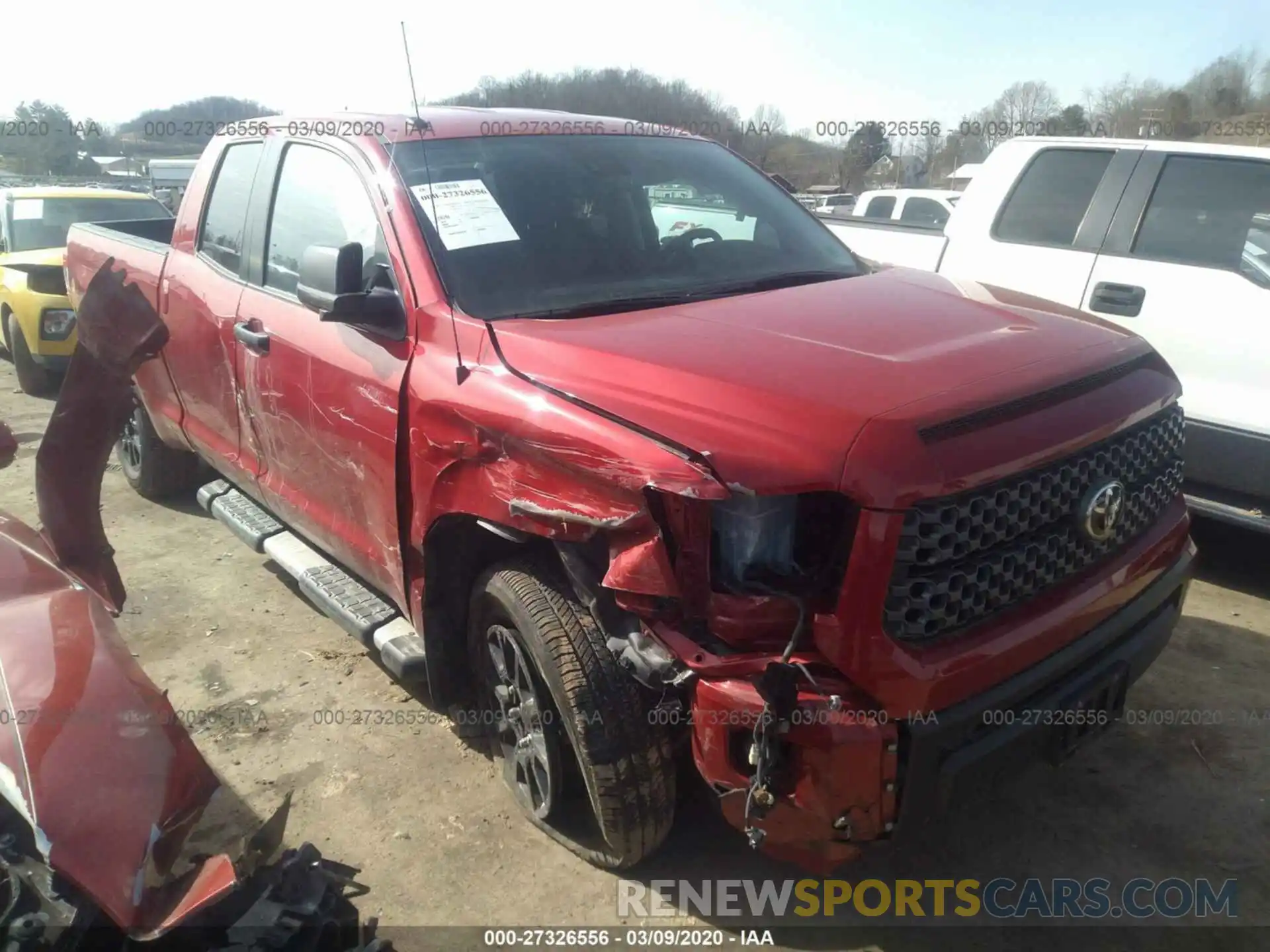 1 Photograph of a damaged car 5TFUW5F13KX790353 TOYOTA TUNDRA 2019