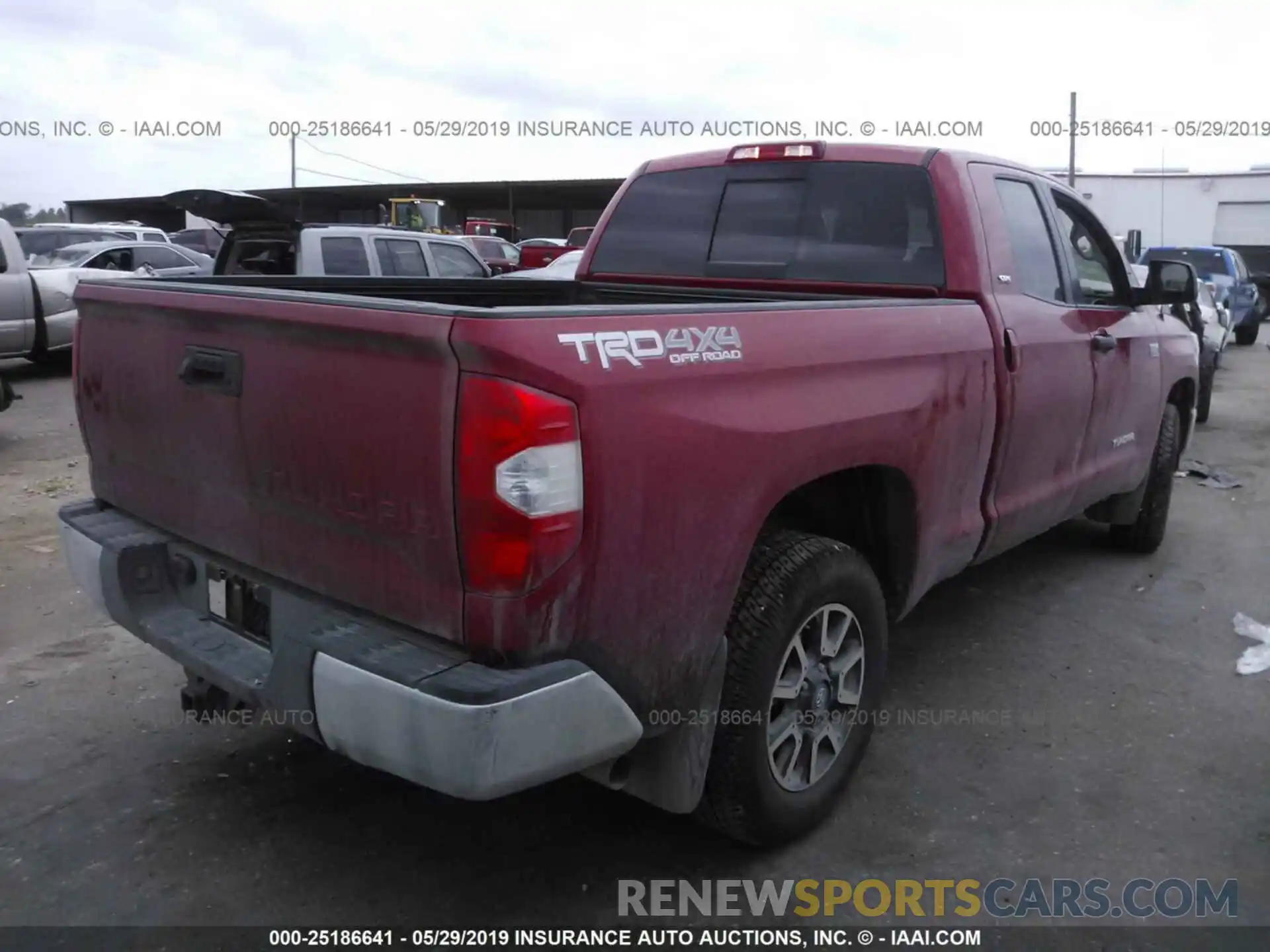 4 Photograph of a damaged car 5TFUW5F13KX795665 TOYOTA TUNDRA 2019