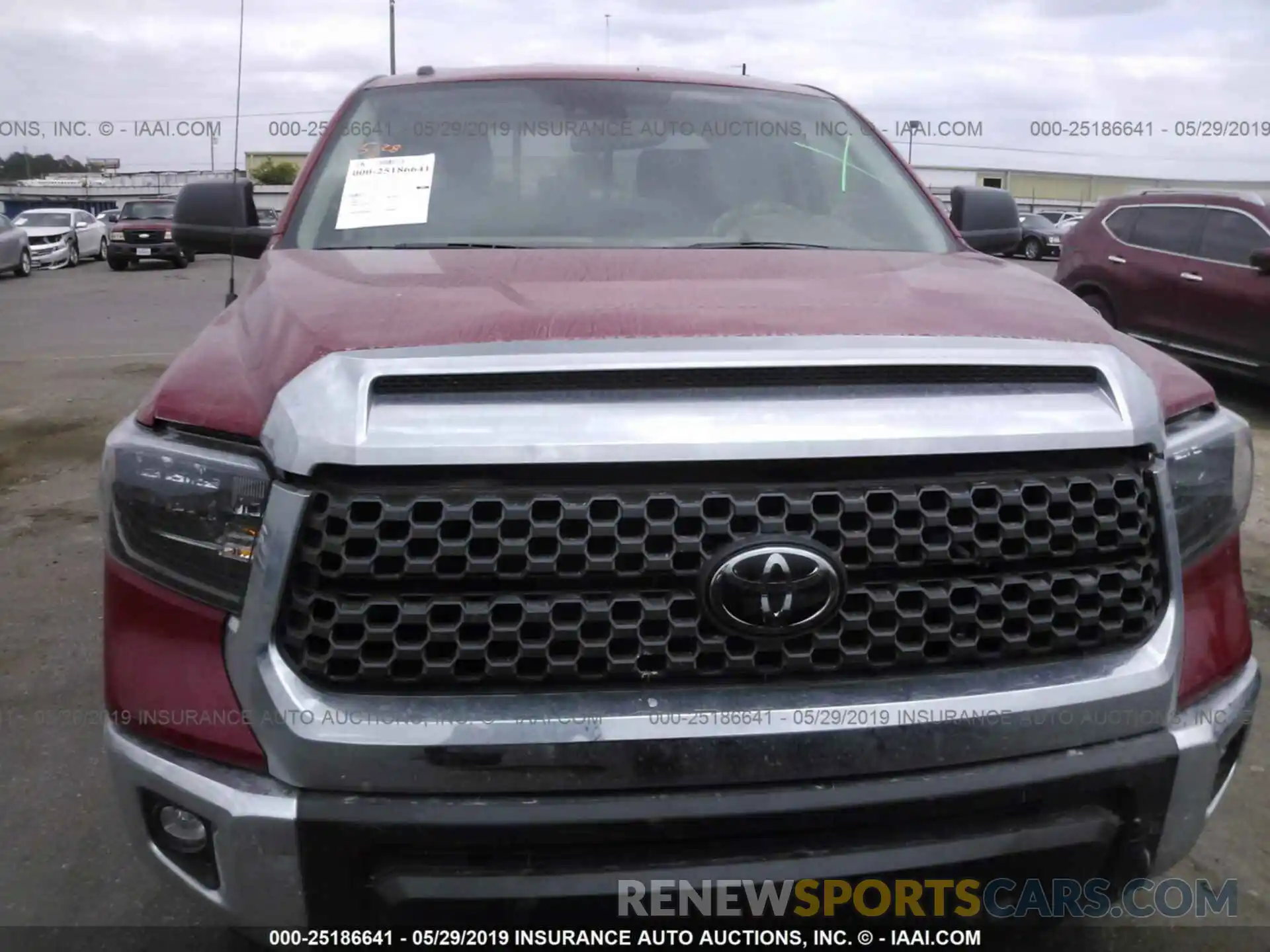 6 Photograph of a damaged car 5TFUW5F13KX795665 TOYOTA TUNDRA 2019