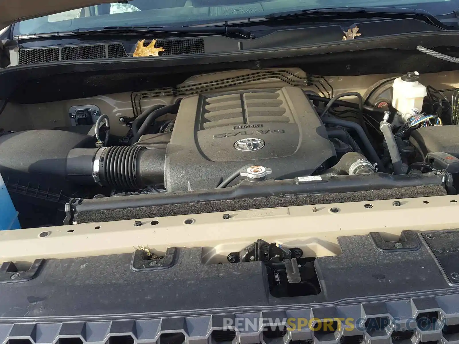 7 Photograph of a damaged car 5TFUW5F14KX843710 TOYOTA TUNDRA 2019