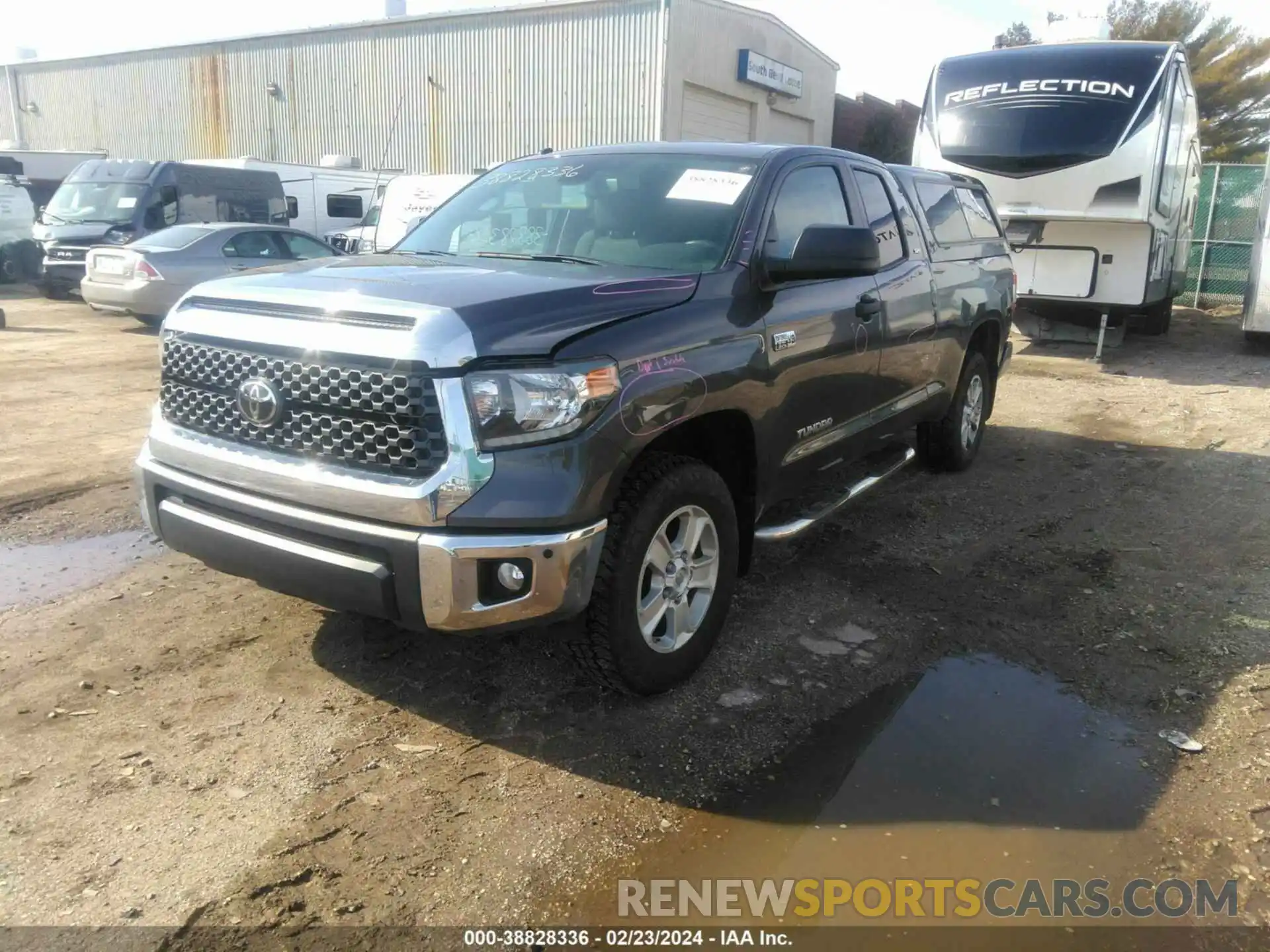 2 Photograph of a damaged car 5TFUW5F14KX868915 TOYOTA TUNDRA 2019