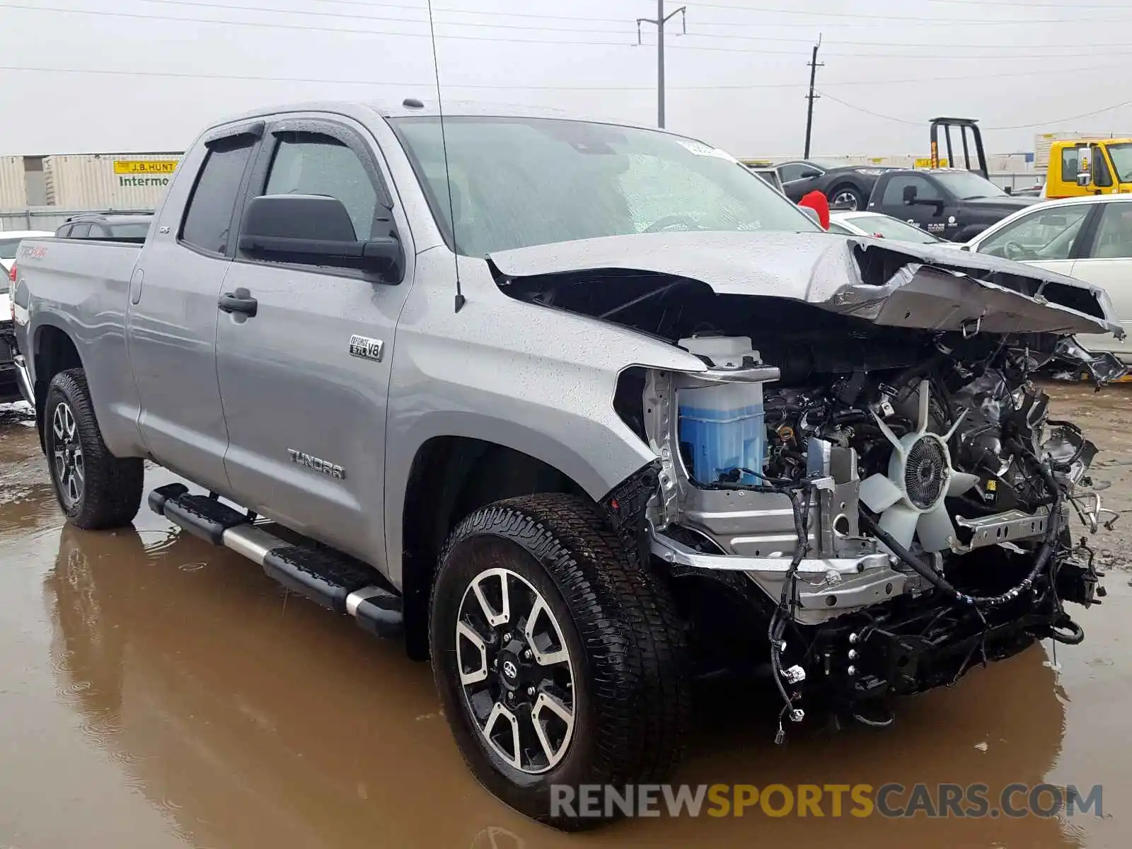 1 Photograph of a damaged car 5TFUW5F16KX801734 TOYOTA TUNDRA 2019