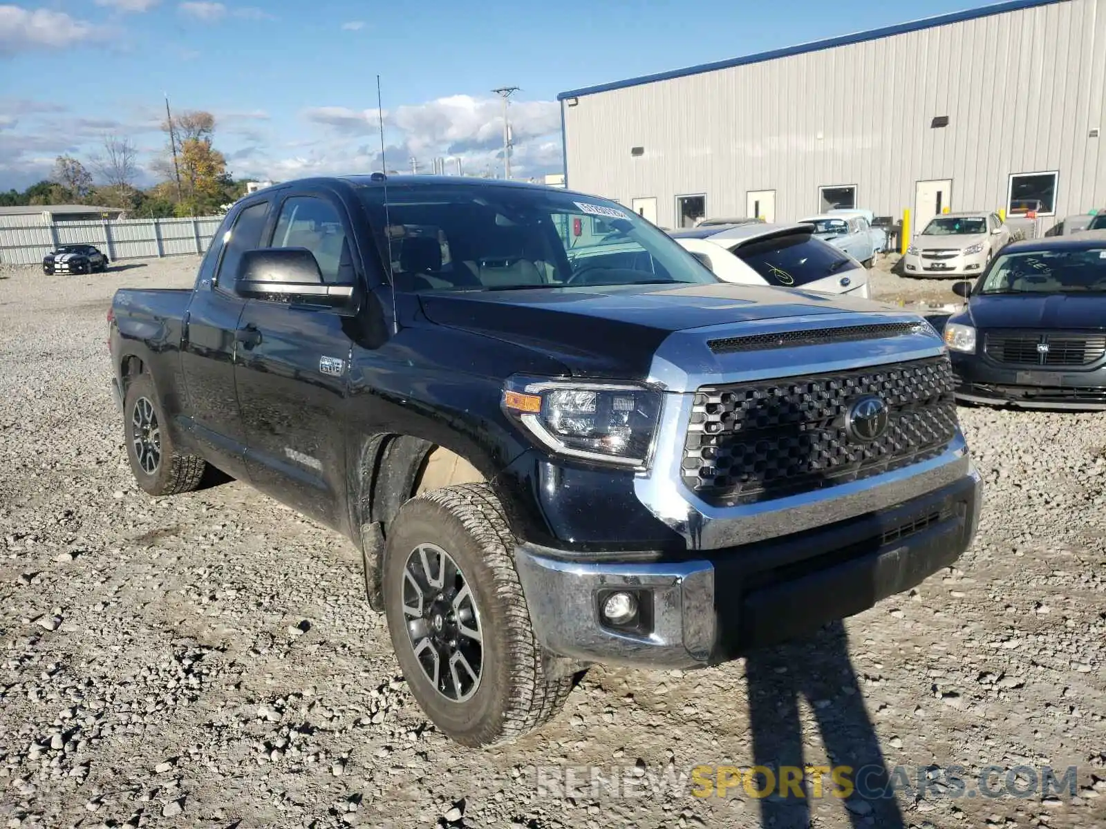 1 Photograph of a damaged car 5TFUW5F16KX817514 TOYOTA TUNDRA 2019