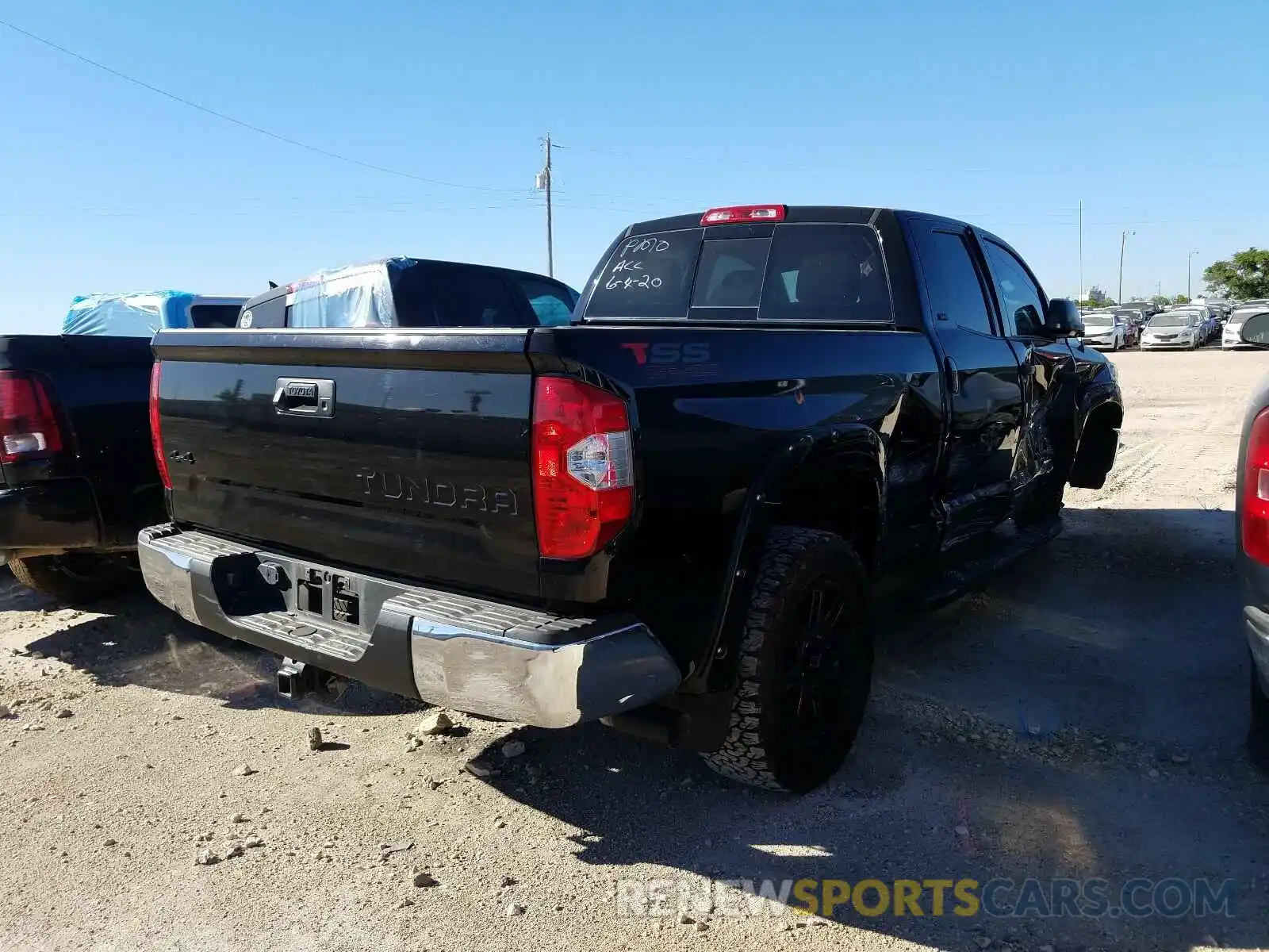 4 Фотография поврежденного автомобиля 5TFUW5F18KX782314 TOYOTA TUNDRA 2019