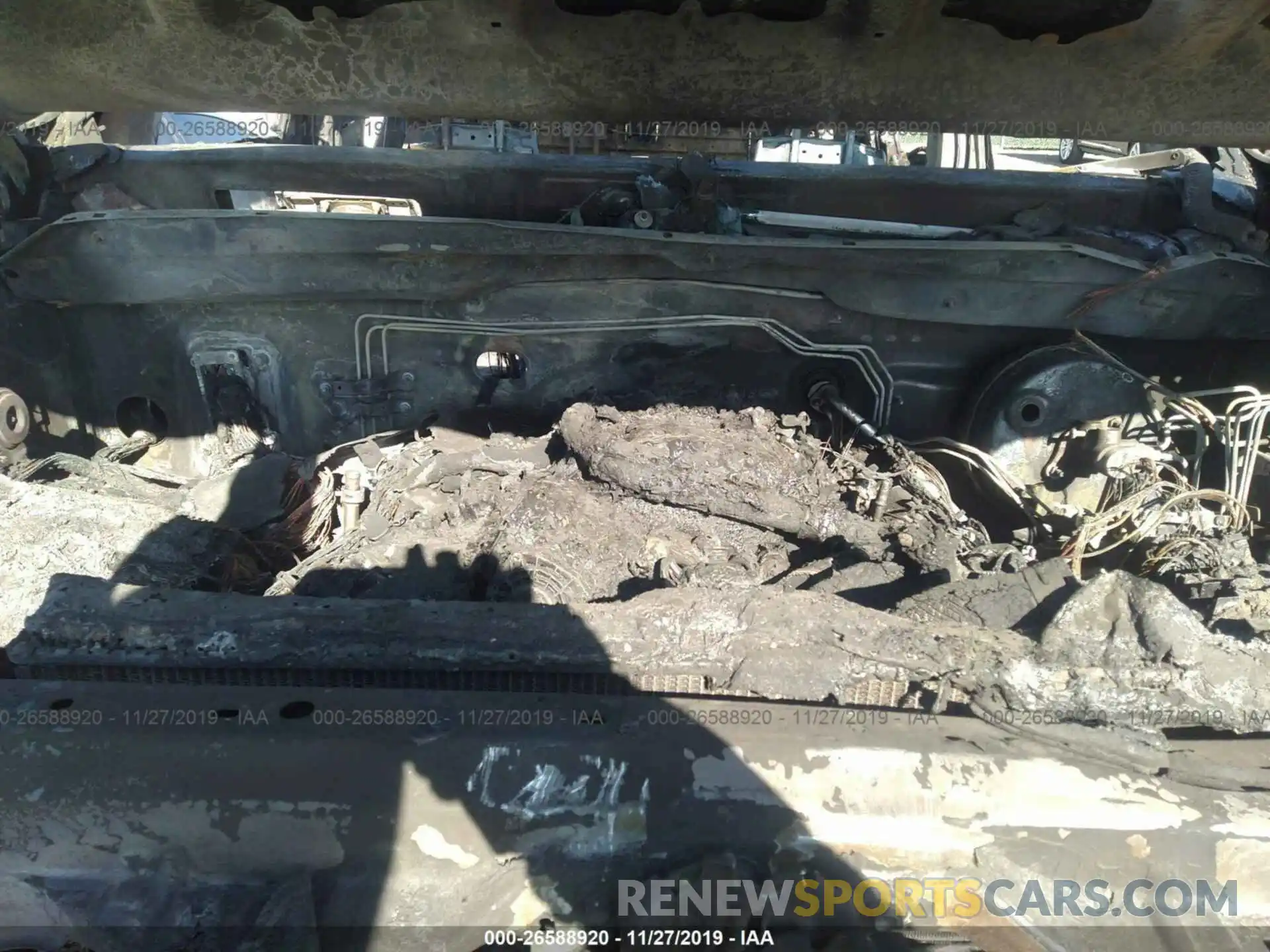 10 Фотография поврежденного автомобиля 5TFUW5F18KX866620 TOYOTA TUNDRA 2019