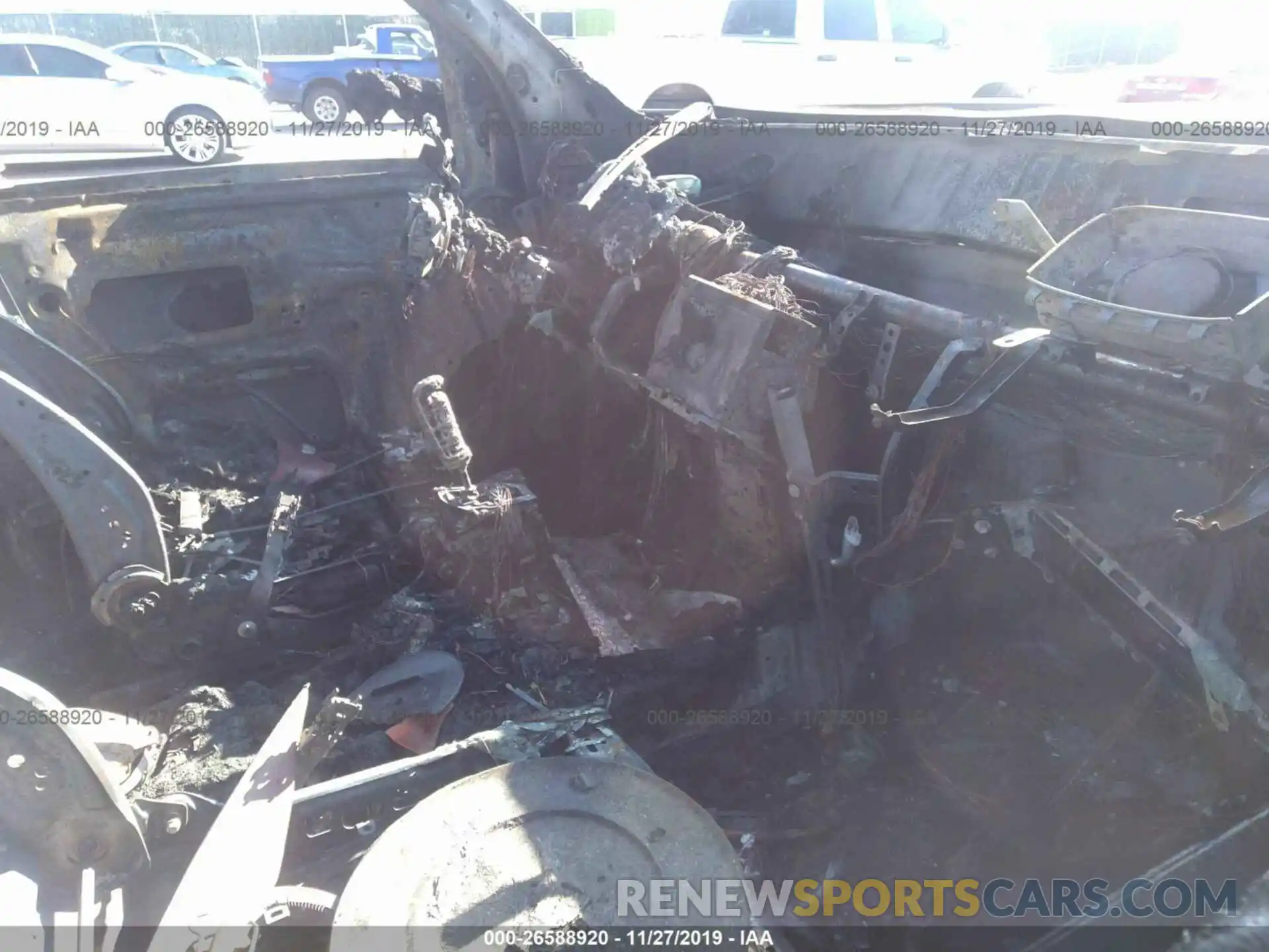 5 Фотография поврежденного автомобиля 5TFUW5F18KX866620 TOYOTA TUNDRA 2019