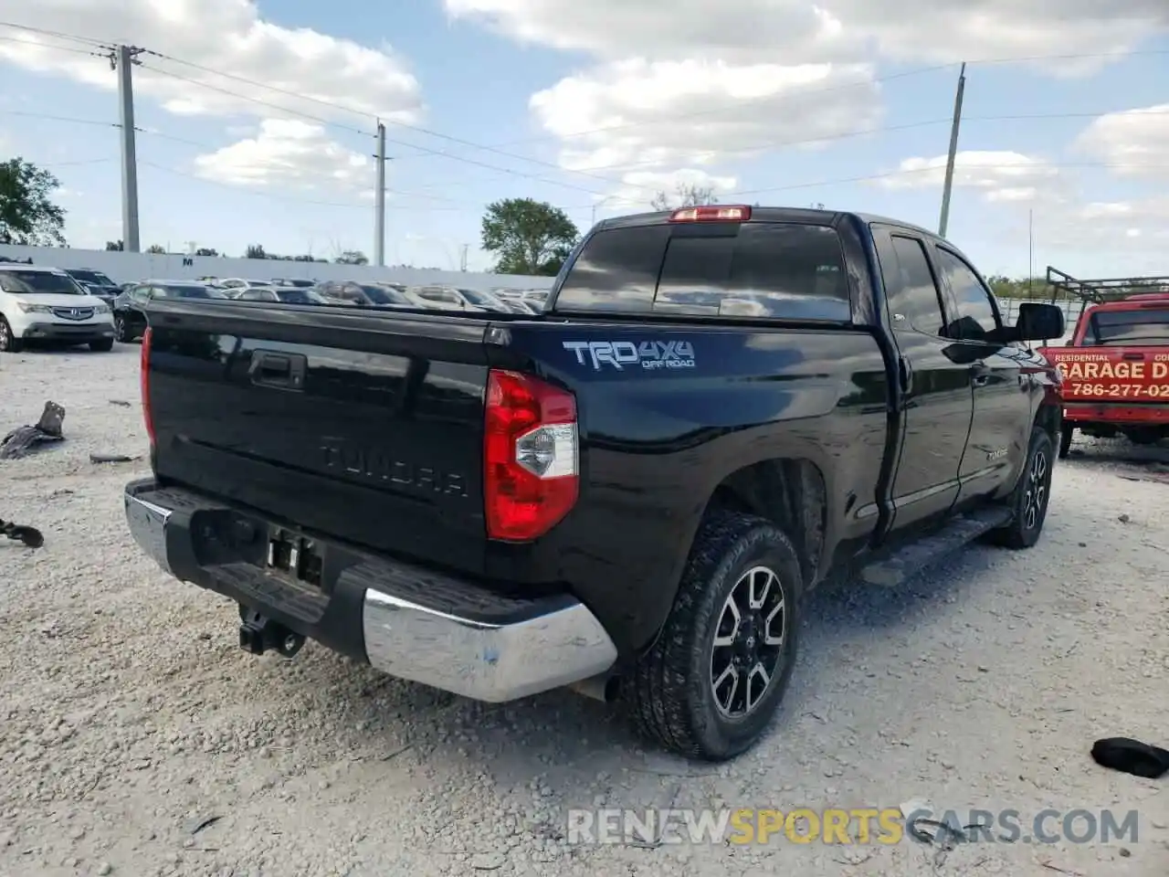 4 Photograph of a damaged car 5TFUW5F19KX814607 TOYOTA TUNDRA 2019