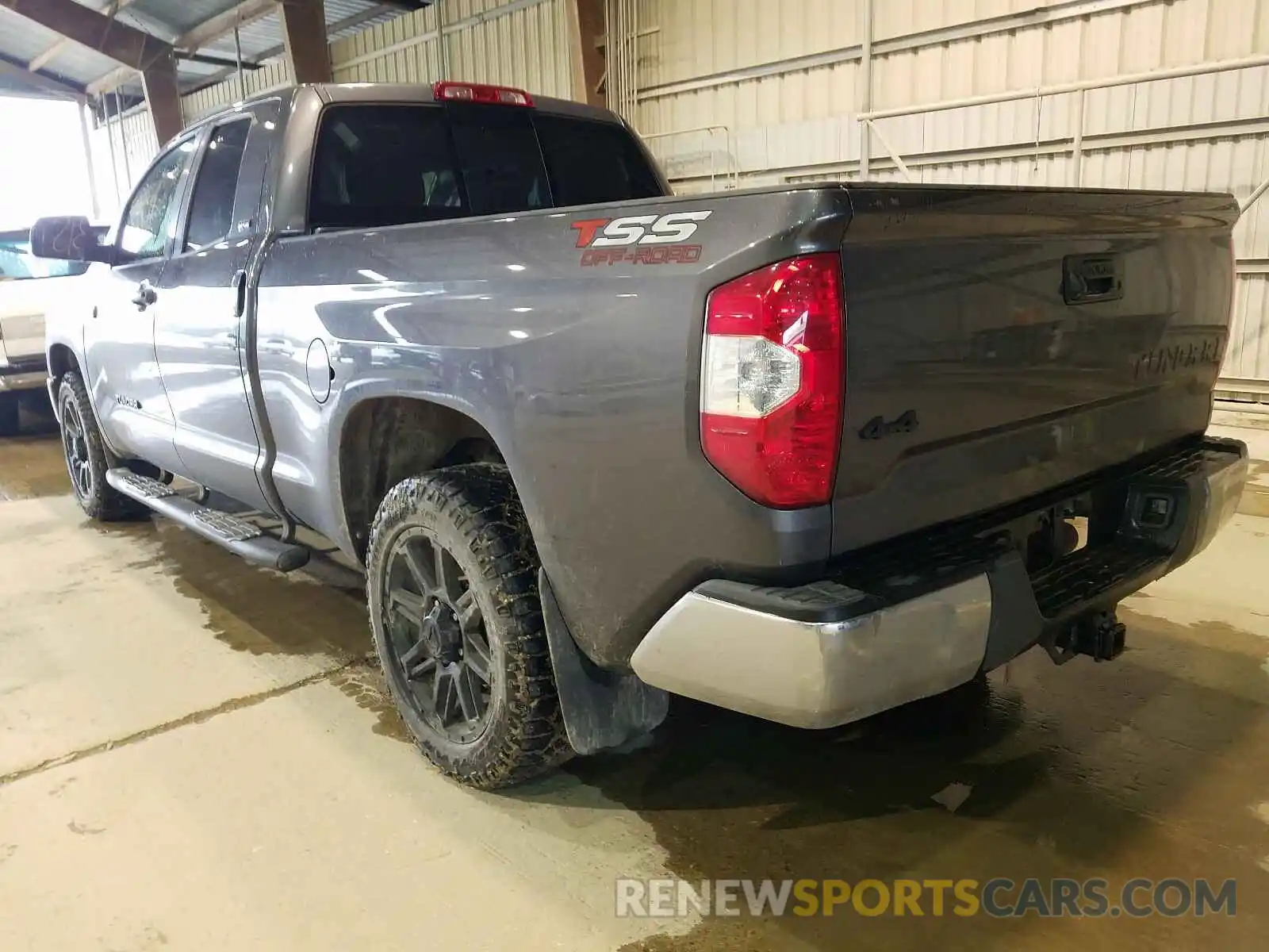 3 Photograph of a damaged car 5TFUW5F19KX840902 TOYOTA TUNDRA 2019