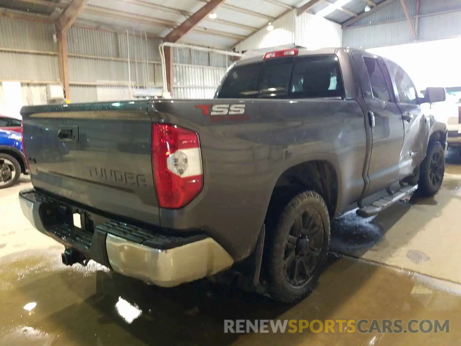 4 Photograph of a damaged car 5TFUW5F19KX840902 TOYOTA TUNDRA 2019