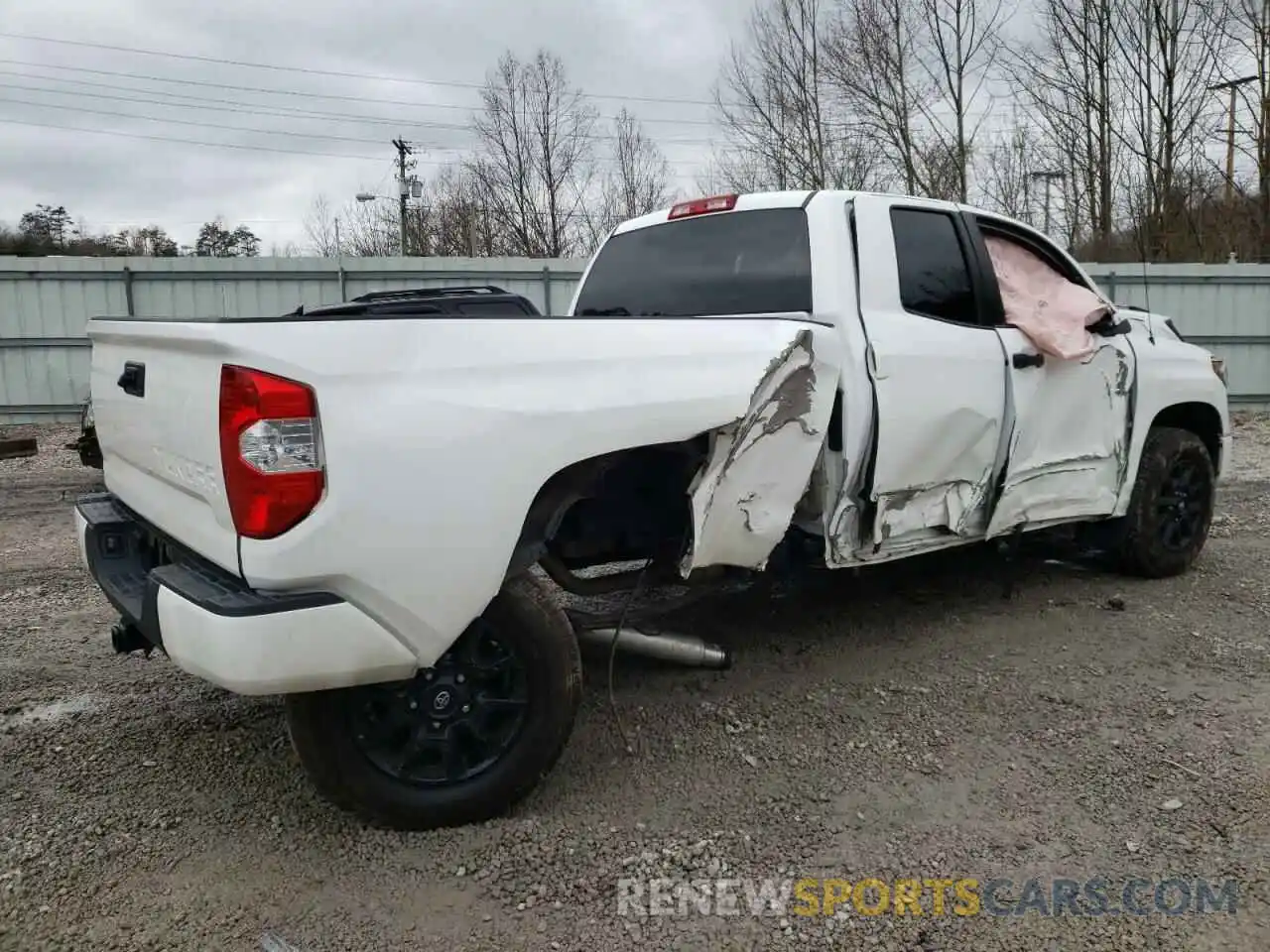 3 Photograph of a damaged car 5TFUW5F19KX841970 TOYOTA TUNDRA 2019