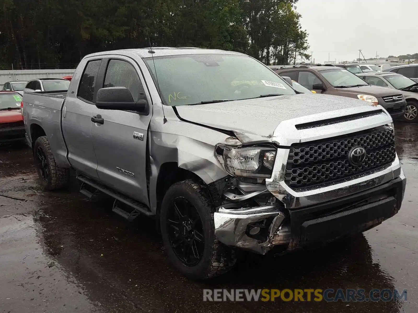 1 Photograph of a damaged car 5TFUW5F1XKX798398 TOYOTA TUNDRA 2019