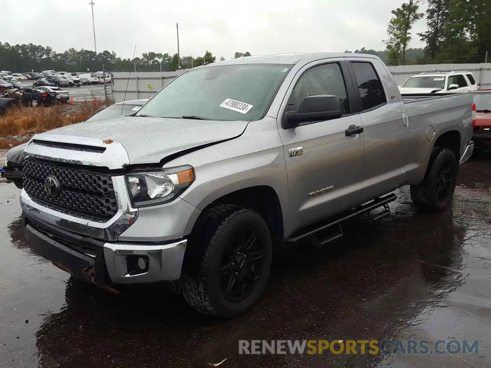 2 Photograph of a damaged car 5TFUW5F1XKX798398 TOYOTA TUNDRA 2019