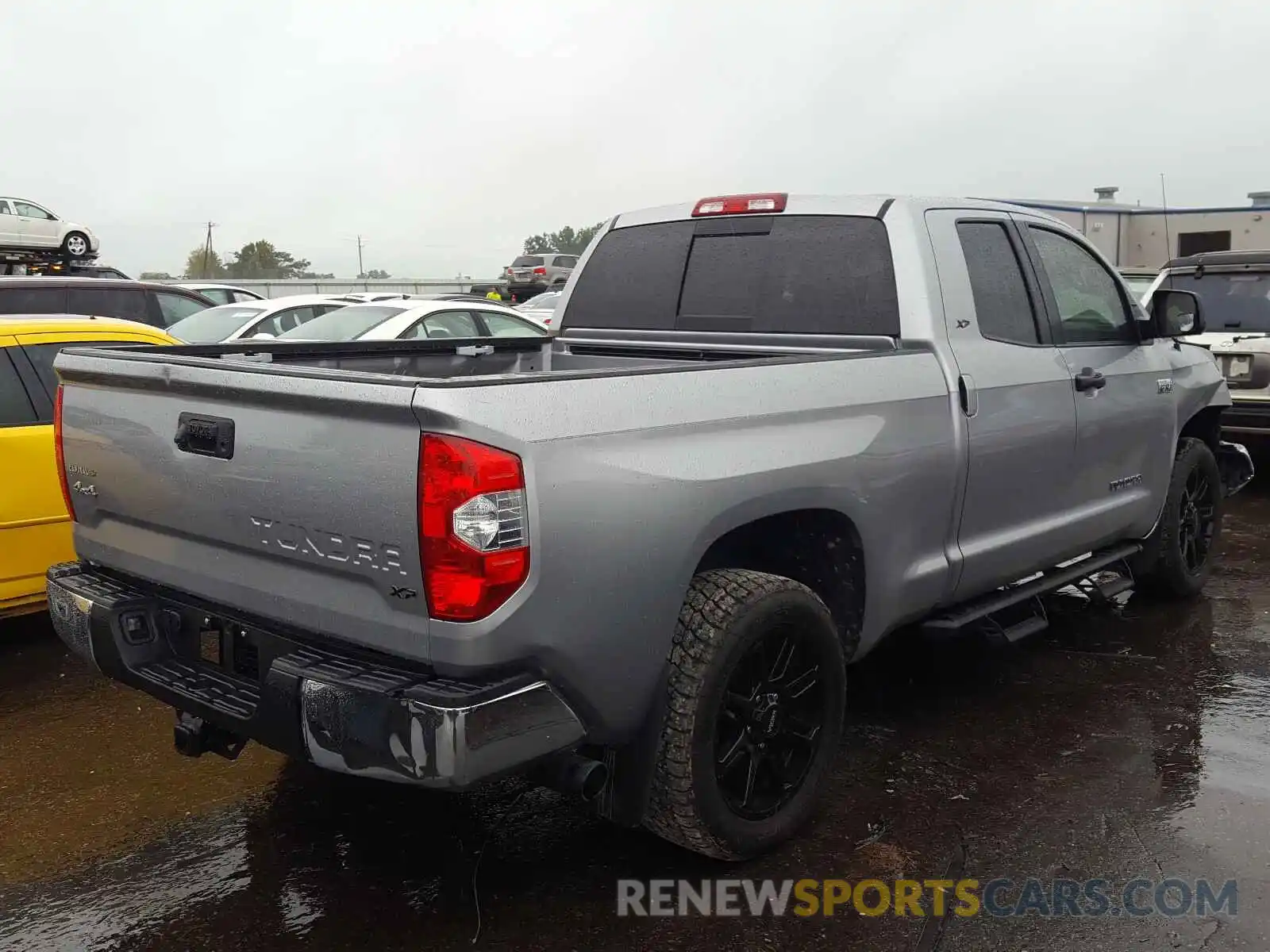 4 Photograph of a damaged car 5TFUW5F1XKX798398 TOYOTA TUNDRA 2019