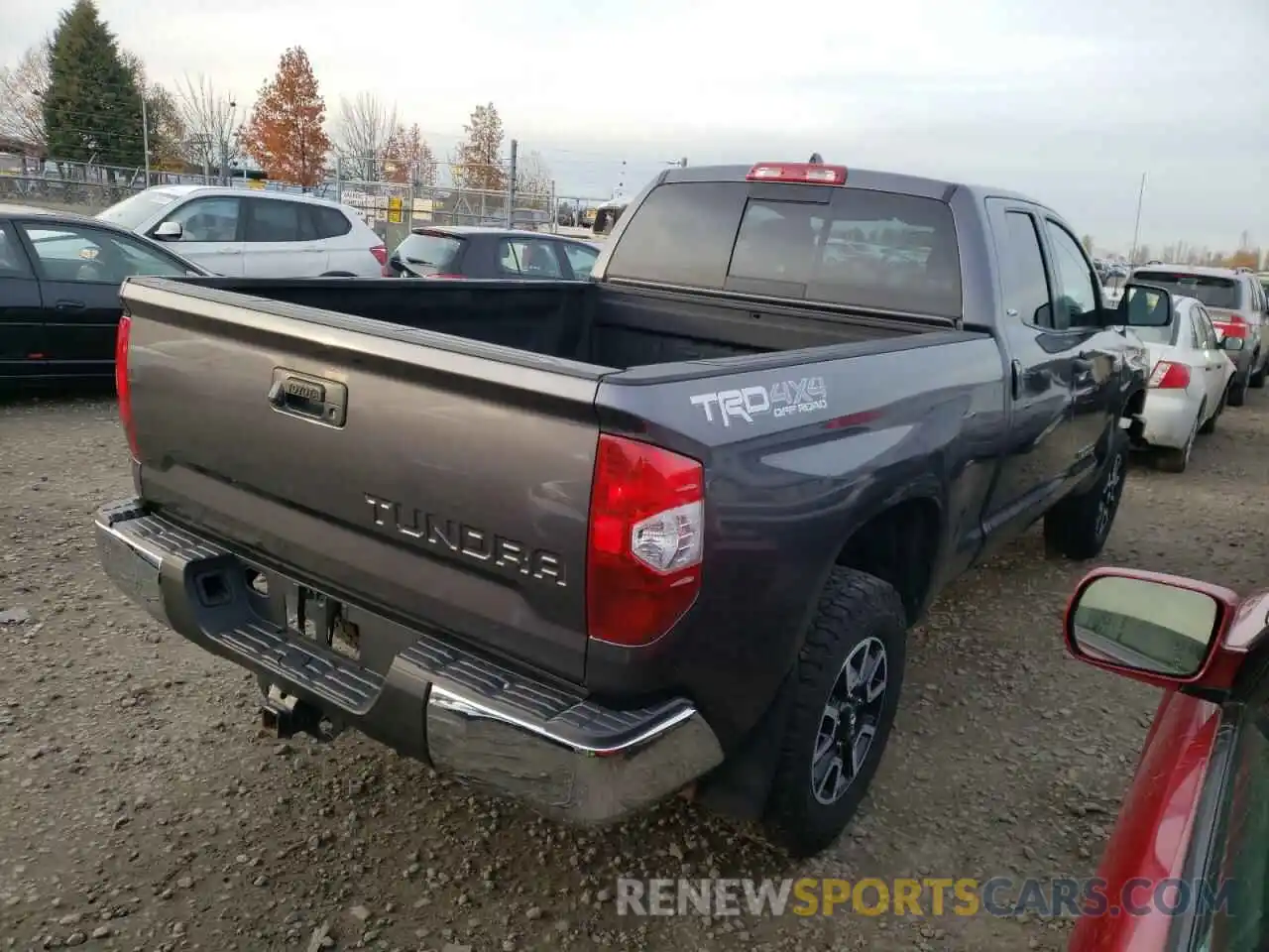 4 Фотография поврежденного автомобиля 5TFUY5F10KX844377 TOYOTA TUNDRA 2019