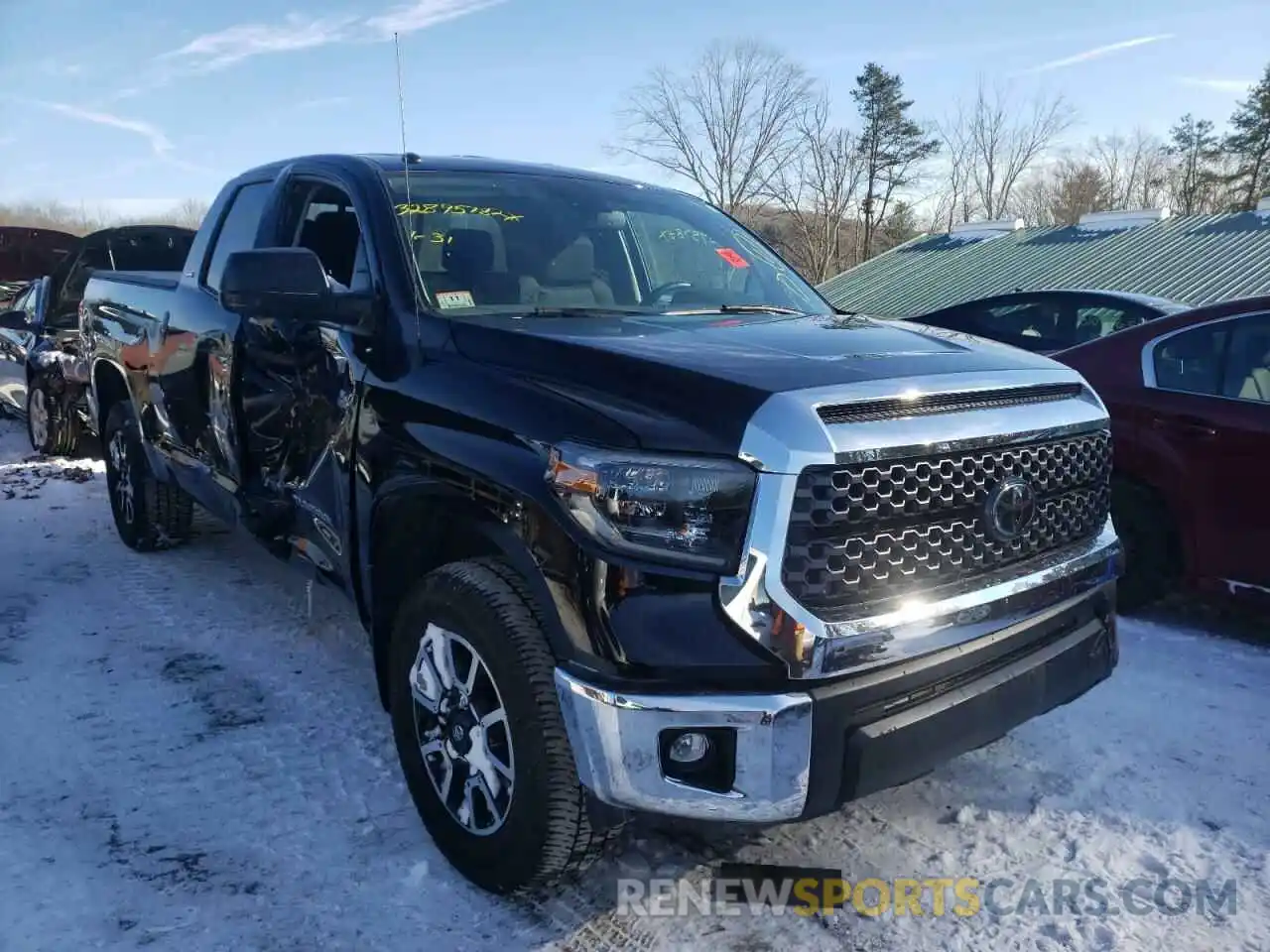 1 Photograph of a damaged car 5TFUY5F10KX856027 TOYOTA TUNDRA 2019