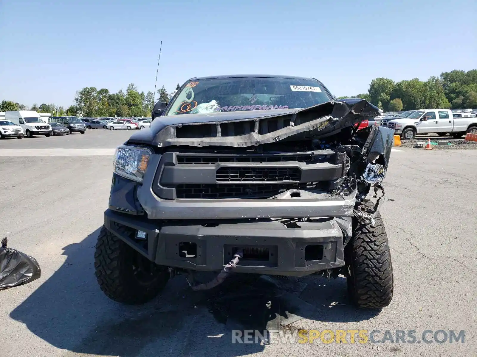 9 Photograph of a damaged car 5TFUY5F11KX821478 TOYOTA TUNDRA 2019