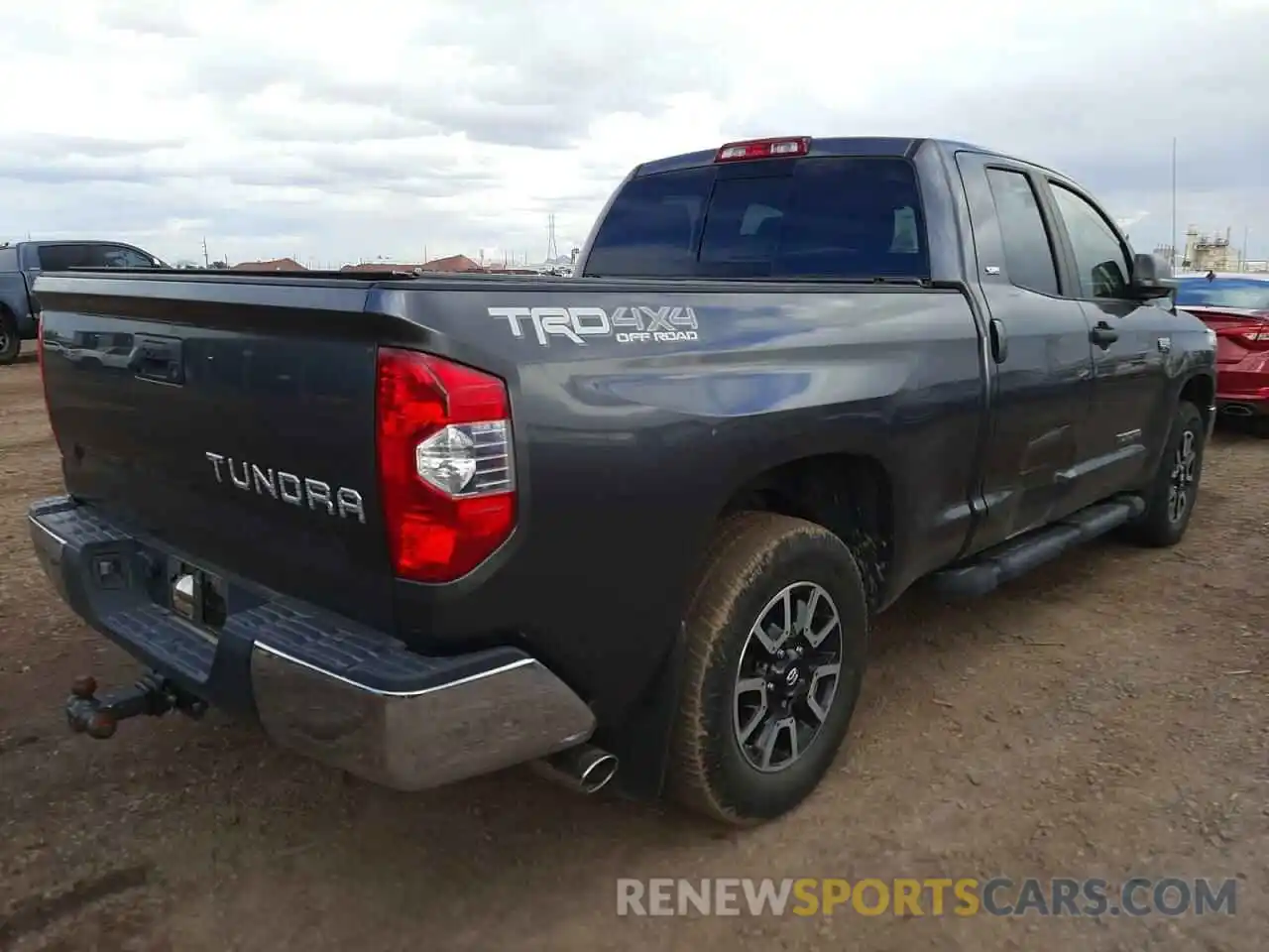 4 Photograph of a damaged car 5TFUY5F11KX856327 TOYOTA TUNDRA 2019