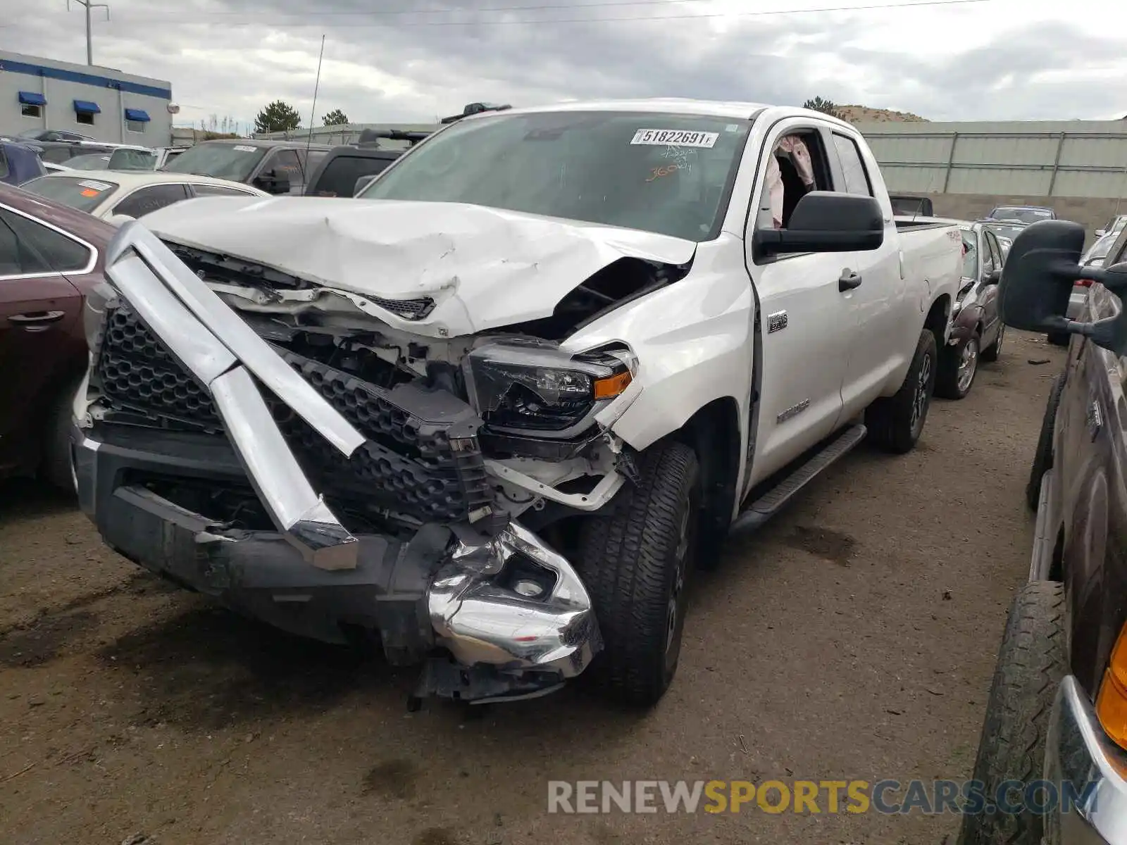 2 Photograph of a damaged car 5TFUY5F12KX782920 TOYOTA TUNDRA 2019