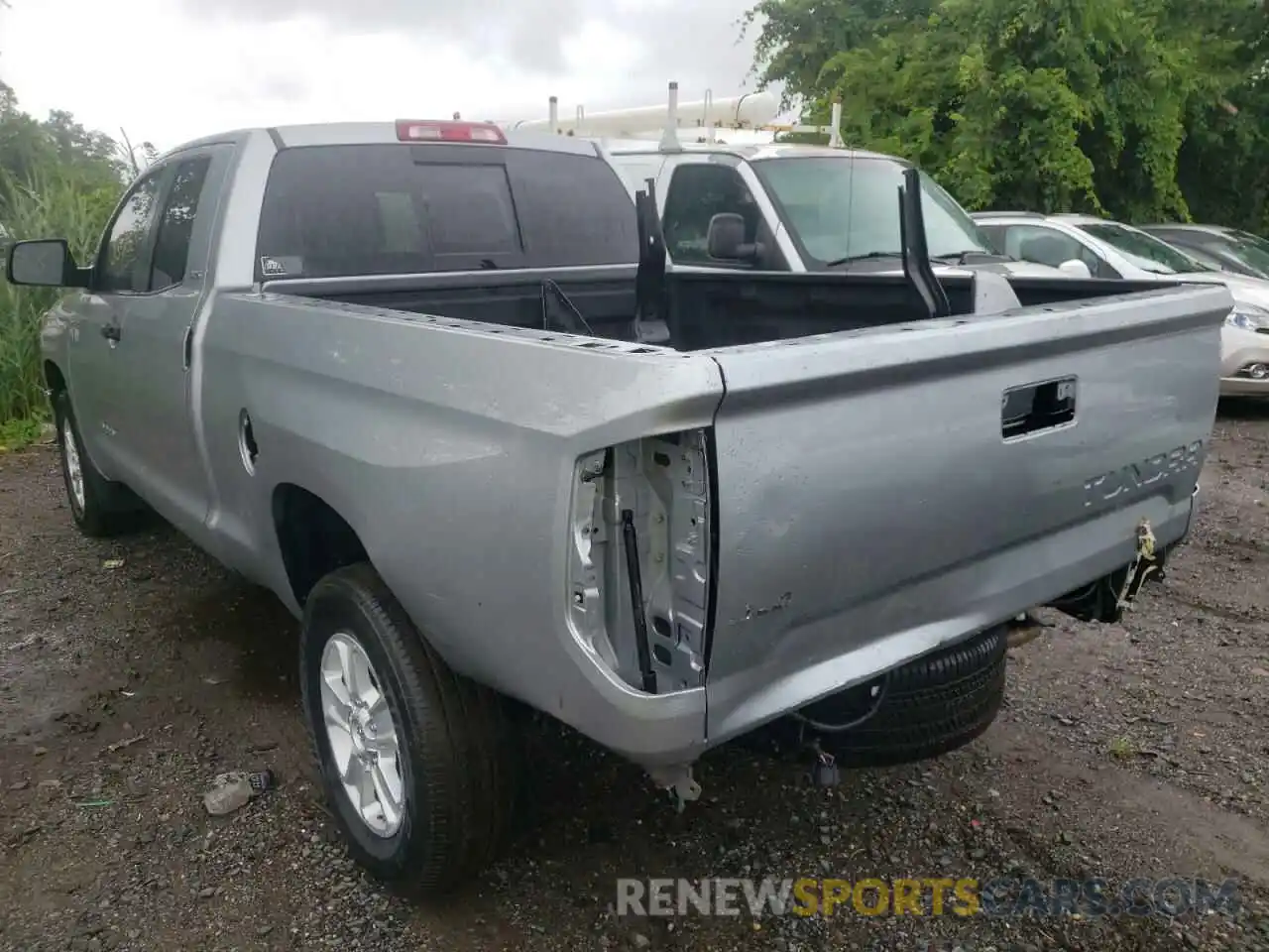 3 Photograph of a damaged car 5TFUY5F12KX789866 TOYOTA TUNDRA 2019