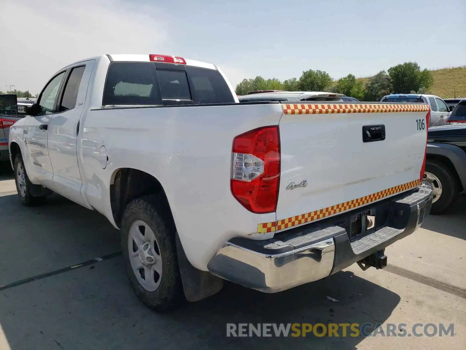 3 Photograph of a damaged car 5TFUY5F12KX833249 TOYOTA TUNDRA 2019