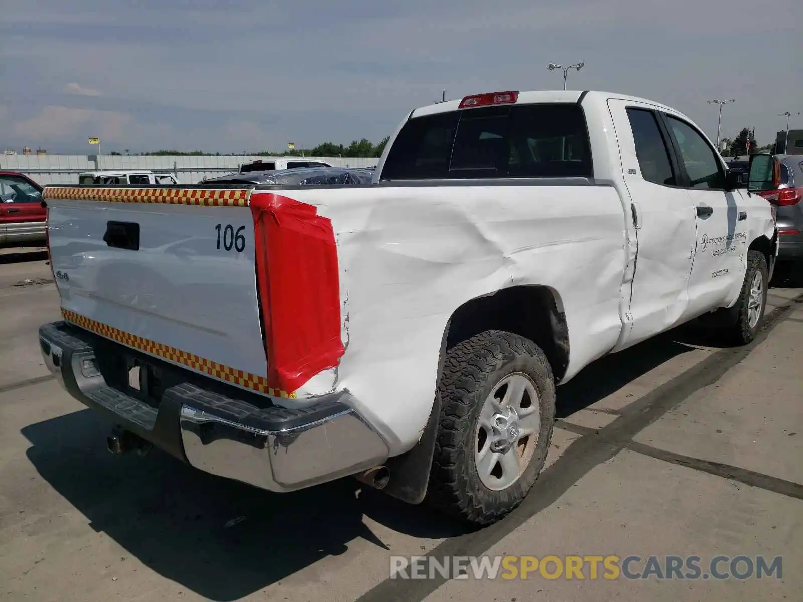 4 Photograph of a damaged car 5TFUY5F12KX833249 TOYOTA TUNDRA 2019