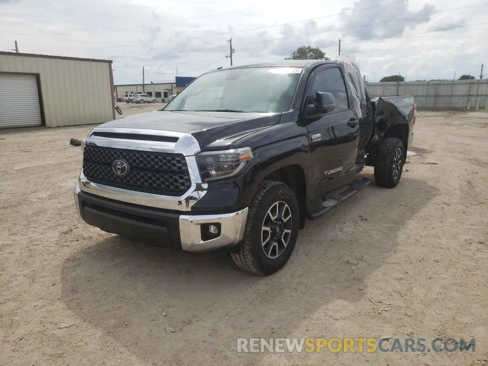 2 Photograph of a damaged car 5TFUY5F12KX842940 TOYOTA TUNDRA 2019