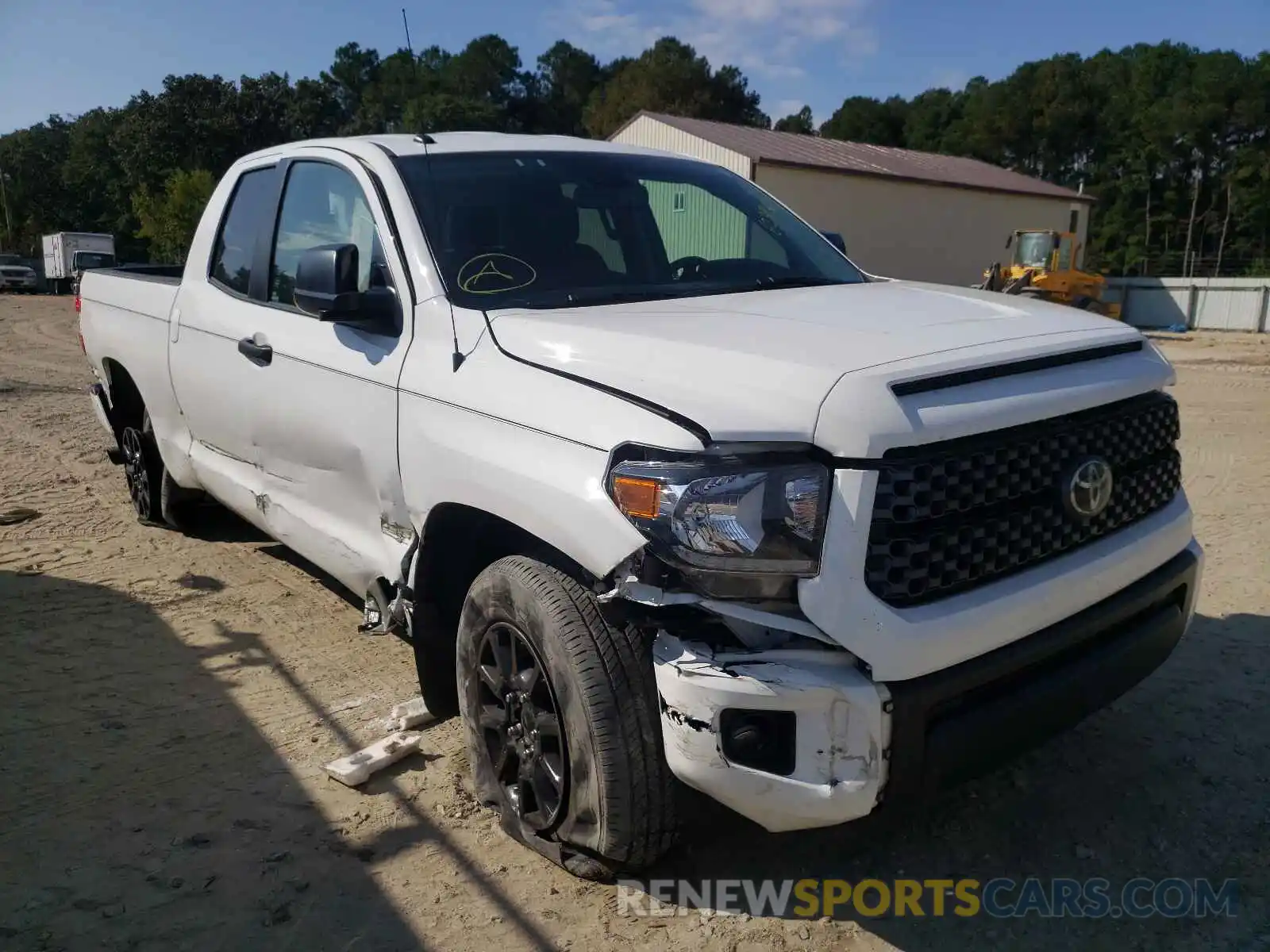 1 Photograph of a damaged car 5TFUY5F12KX847586 TOYOTA TUNDRA 2019