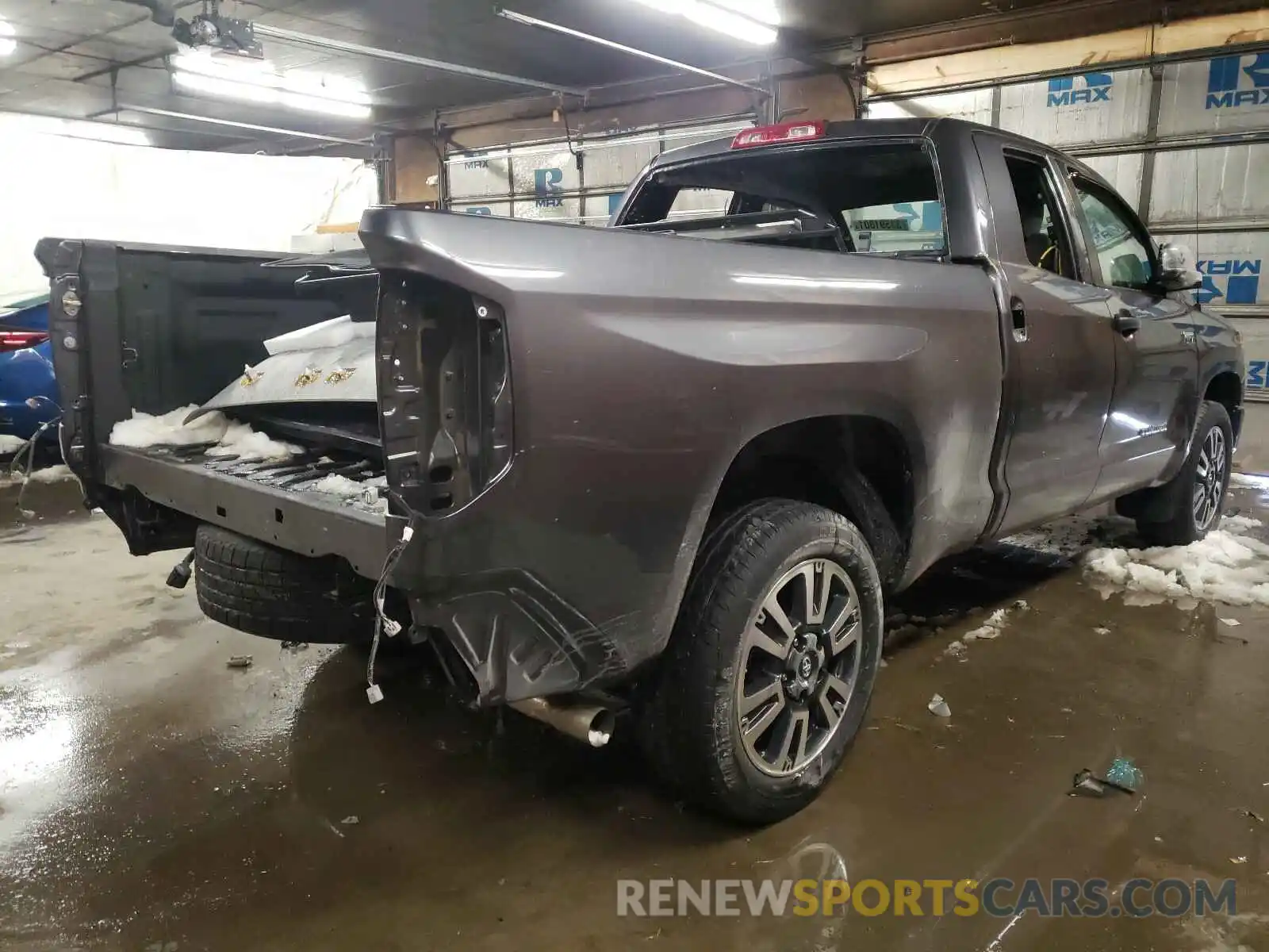 4 Photograph of a damaged car 5TFUY5F12KX852013 TOYOTA TUNDRA 2019