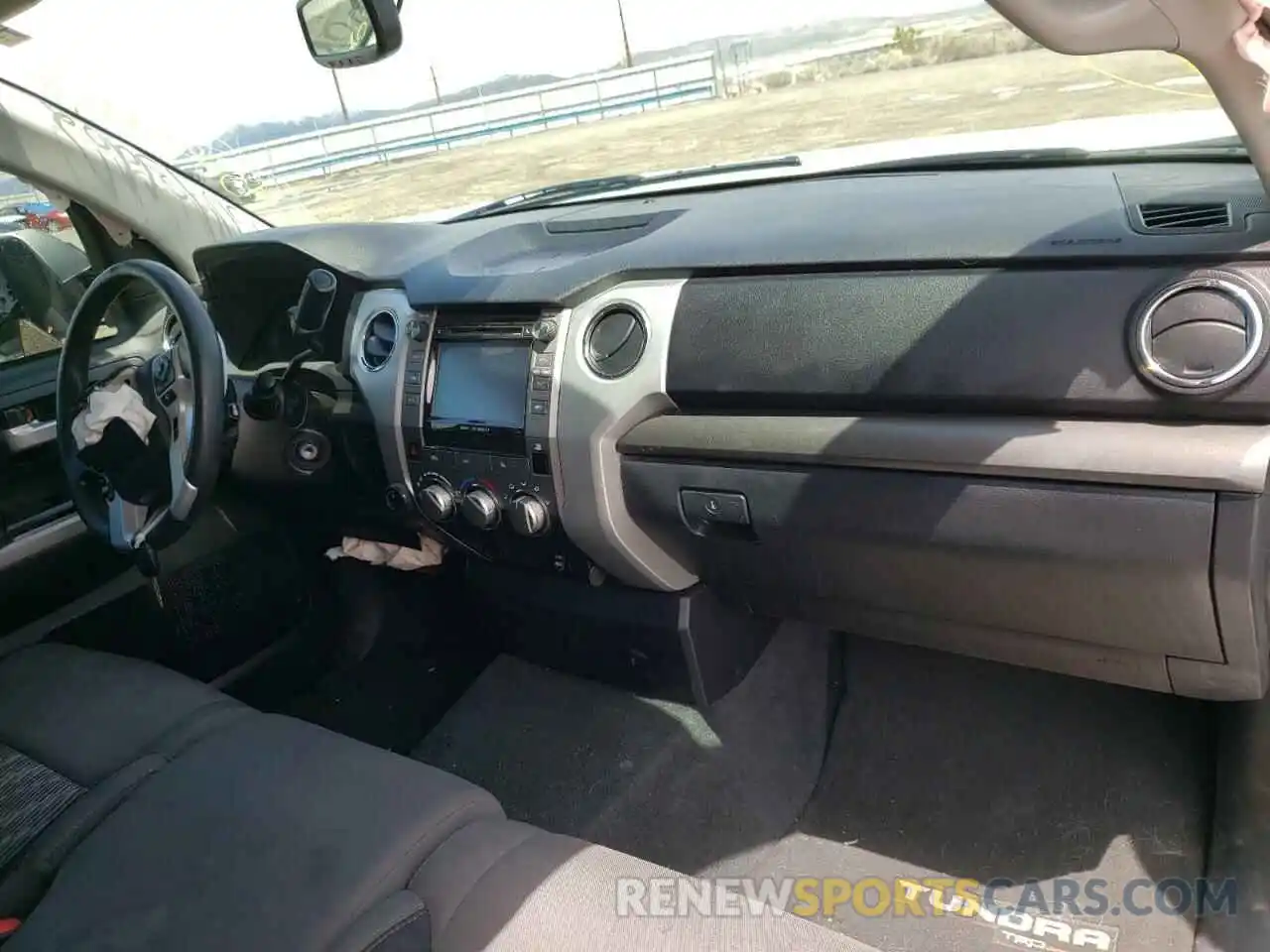 9 Photograph of a damaged car 5TFUY5F12KX858605 TOYOTA TUNDRA 2019