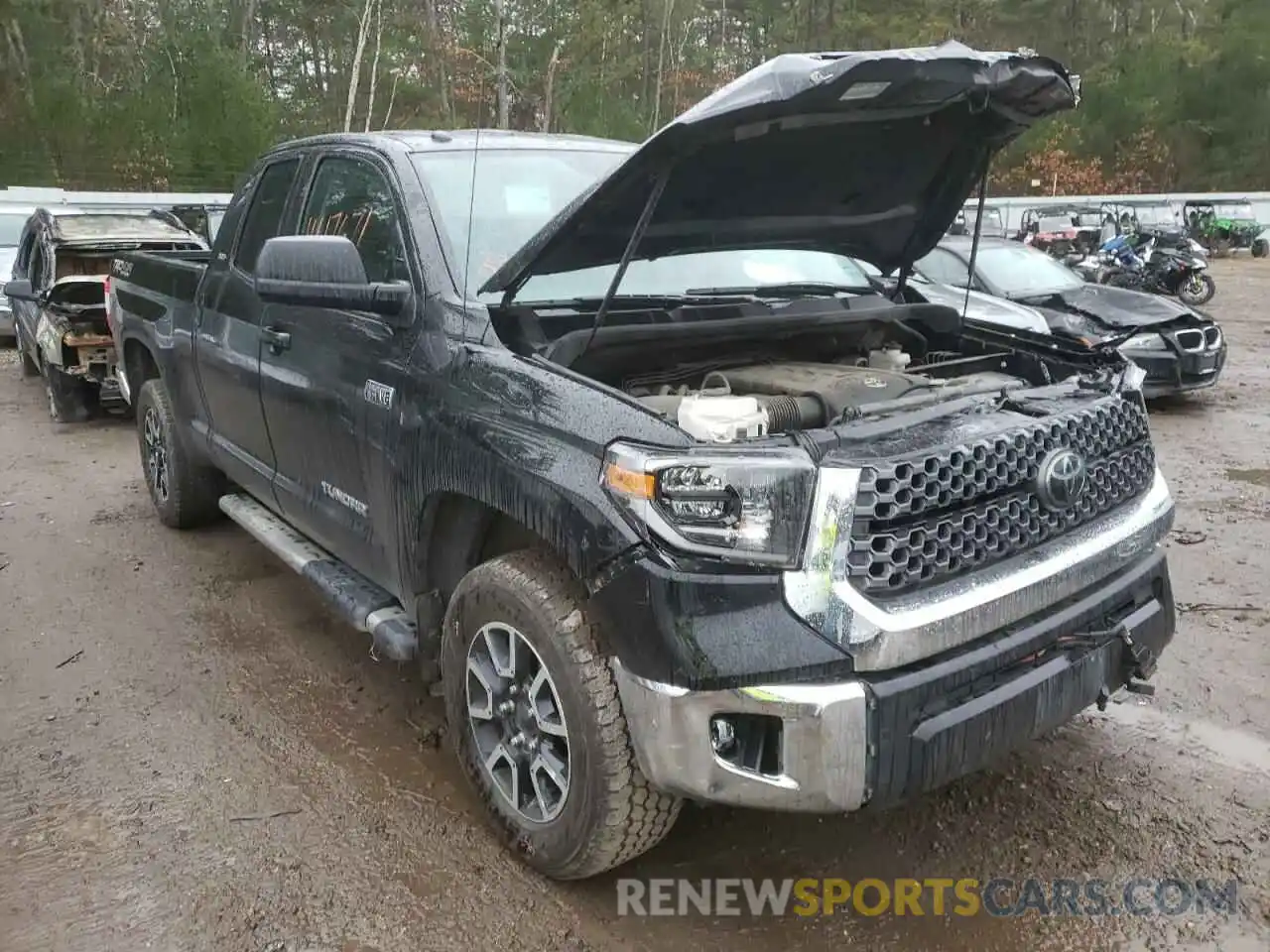 1 Photograph of a damaged car 5TFUY5F13KX778701 TOYOTA TUNDRA 2019