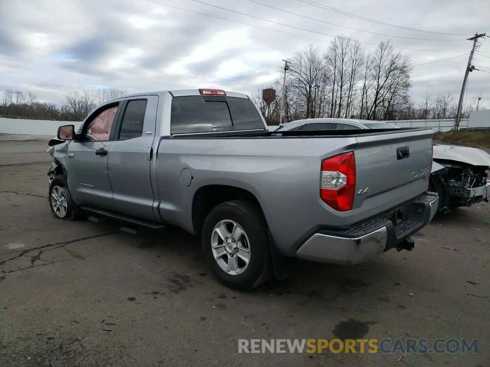 3 Photograph of a damaged car 5TFUY5F13KX790248 TOYOTA TUNDRA 2019