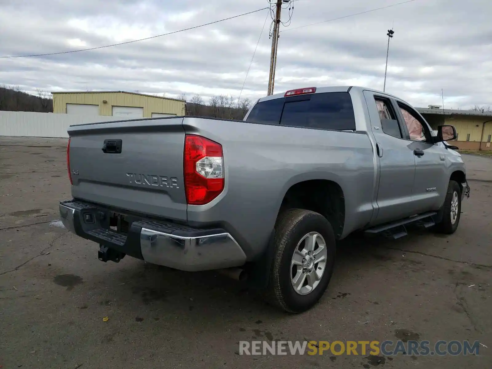 4 Photograph of a damaged car 5TFUY5F13KX790248 TOYOTA TUNDRA 2019