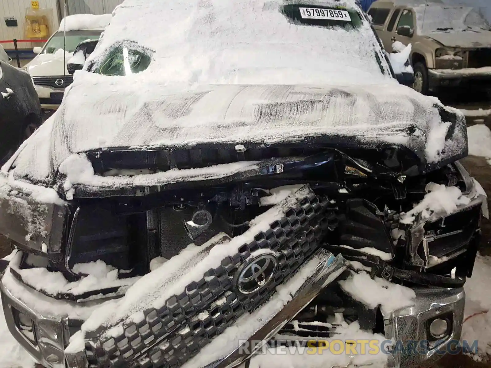 7 Photograph of a damaged car 5TFUY5F13KX800745 TOYOTA TUNDRA 2019