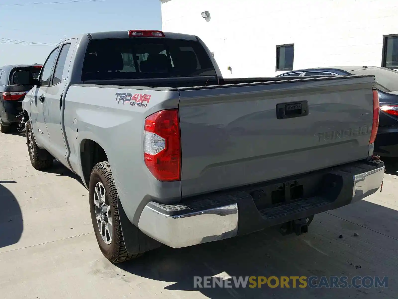 3 Photograph of a damaged car 5TFUY5F13KX819151 TOYOTA TUNDRA 2019