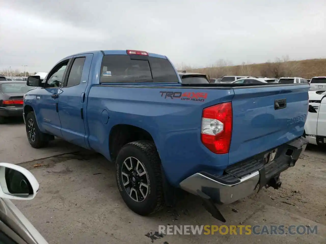 2 Photograph of a damaged car 5TFUY5F14KX788914 TOYOTA TUNDRA 2019