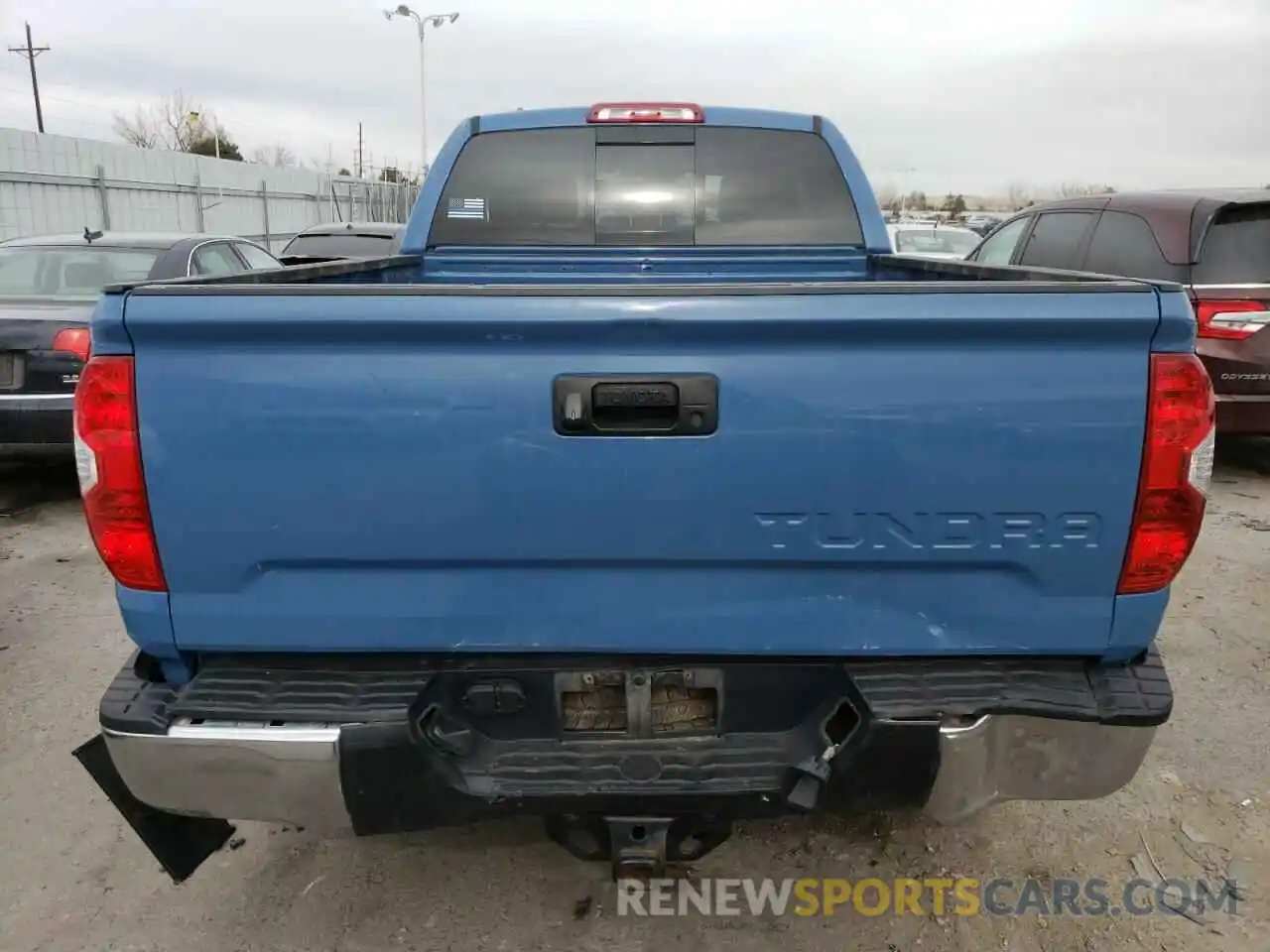 6 Photograph of a damaged car 5TFUY5F14KX788914 TOYOTA TUNDRA 2019