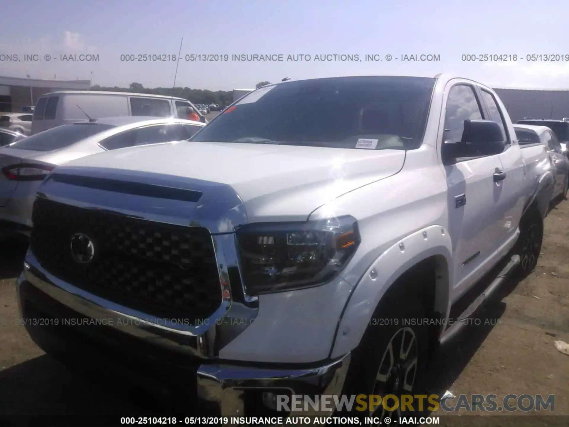 2 Photograph of a damaged car 5TFUY5F14KX790694 TOYOTA TUNDRA 2019