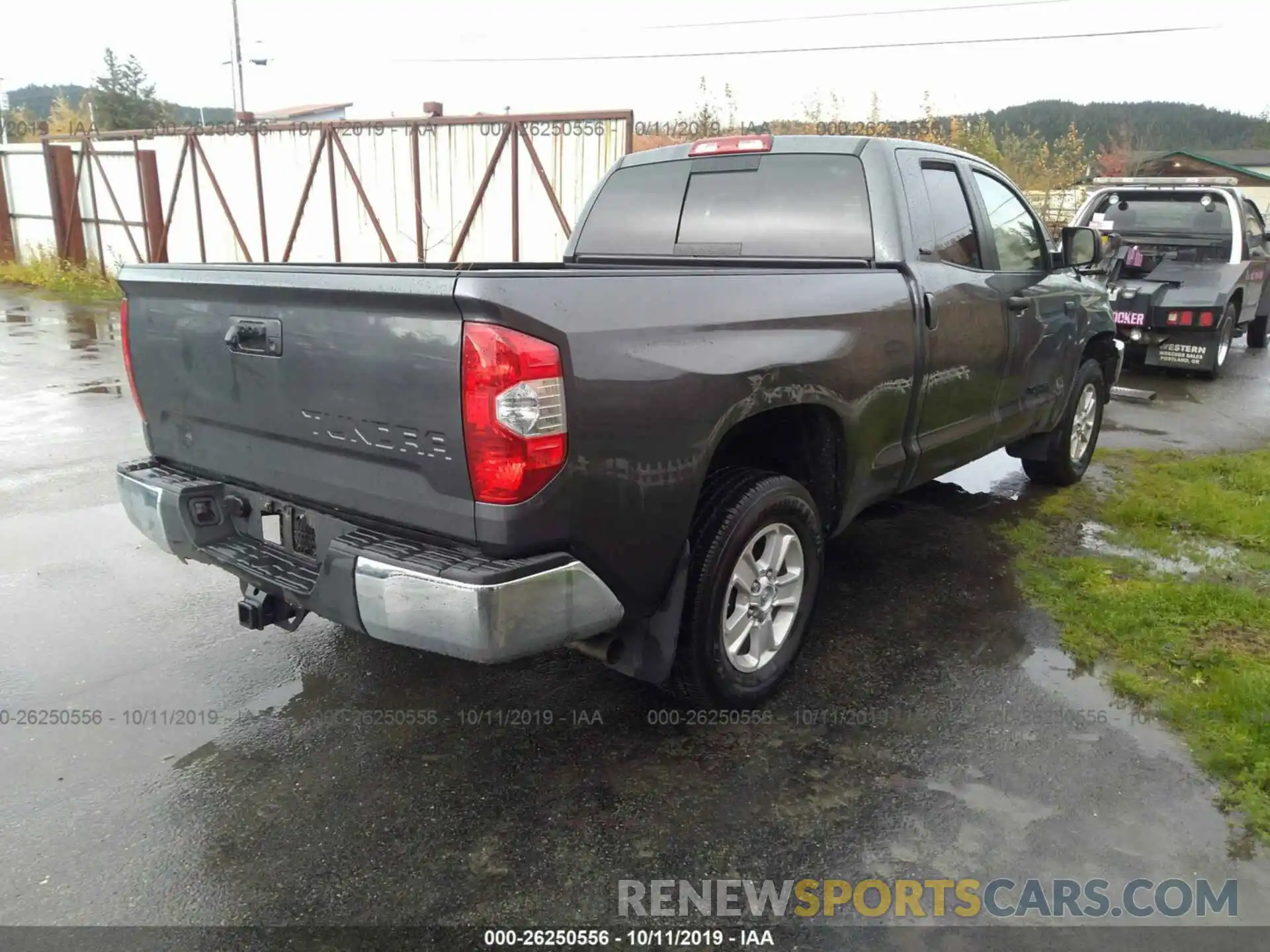 4 Photograph of a damaged car 5TFUY5F14KX800933 TOYOTA TUNDRA 2019