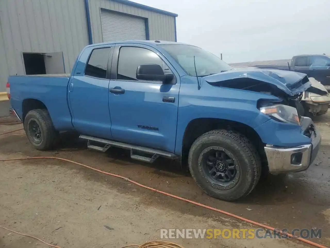 4 Фотография поврежденного автомобиля 5TFUY5F14KX826156 TOYOTA TUNDRA 2019