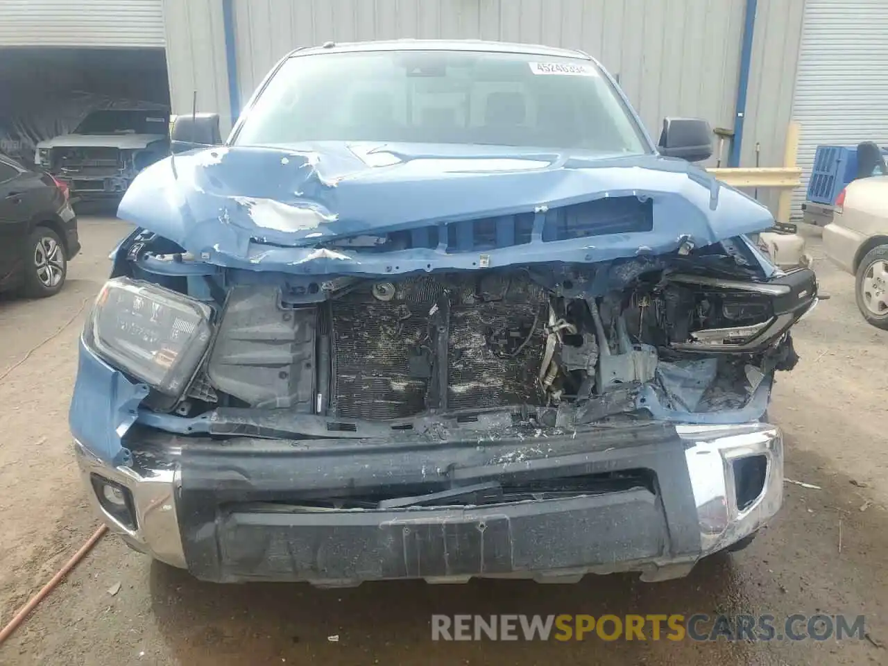 5 Photograph of a damaged car 5TFUY5F14KX826156 TOYOTA TUNDRA 2019