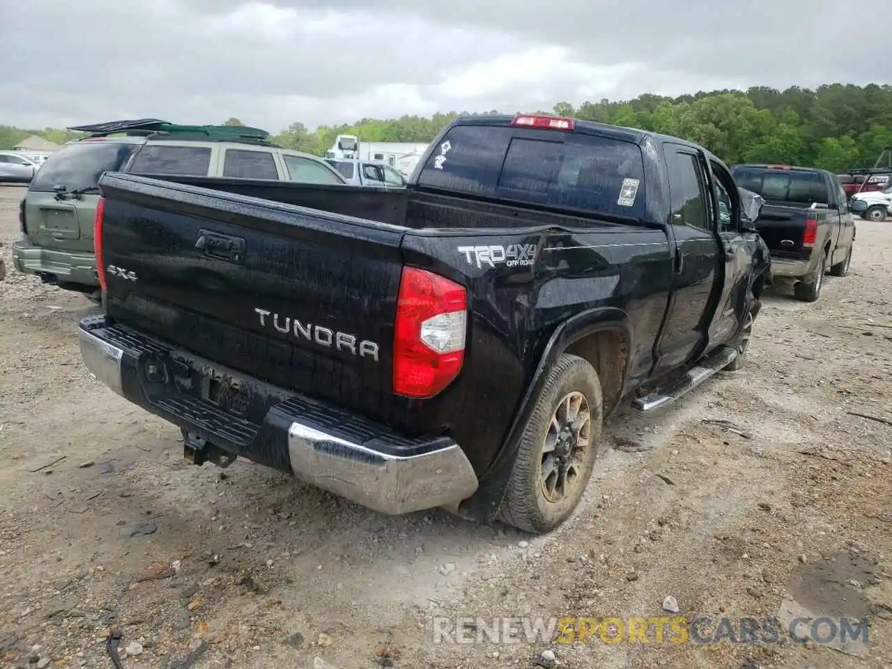 4 Фотография поврежденного автомобиля 5TFUY5F14KX832863 TOYOTA TUNDRA 2019