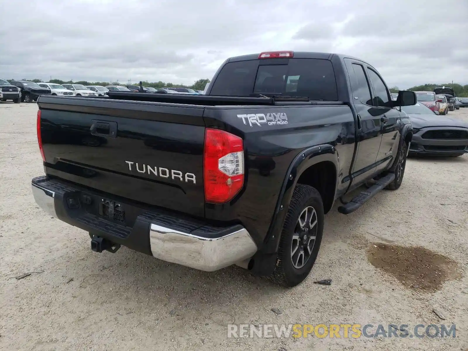 4 Photograph of a damaged car 5TFUY5F14KX833205 TOYOTA TUNDRA 2019