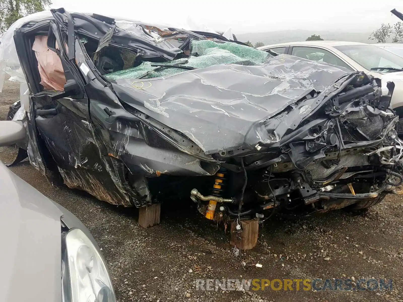 1 Photograph of a damaged car 5TFUY5F14KX851008 TOYOTA TUNDRA 2019