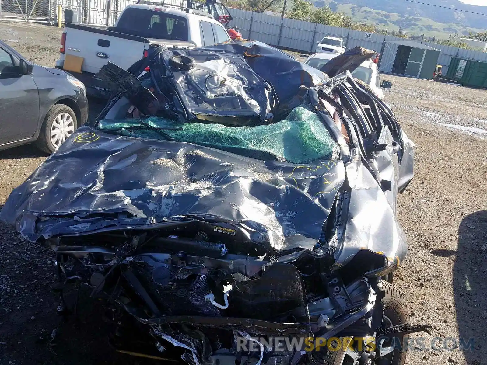 9 Photograph of a damaged car 5TFUY5F14KX851008 TOYOTA TUNDRA 2019