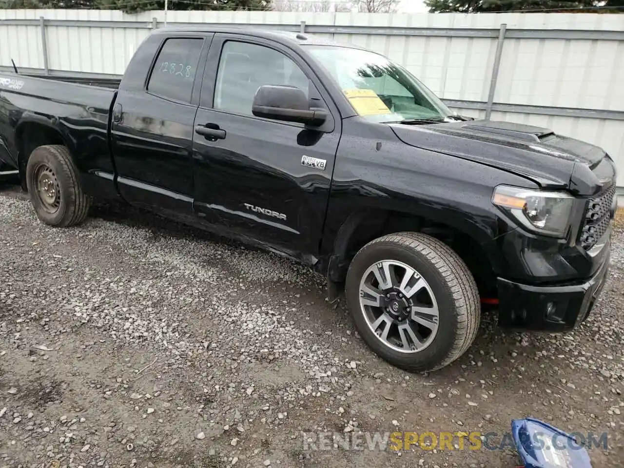 9 Photograph of a damaged car 5TFUY5F15KX801492 TOYOTA TUNDRA 2019