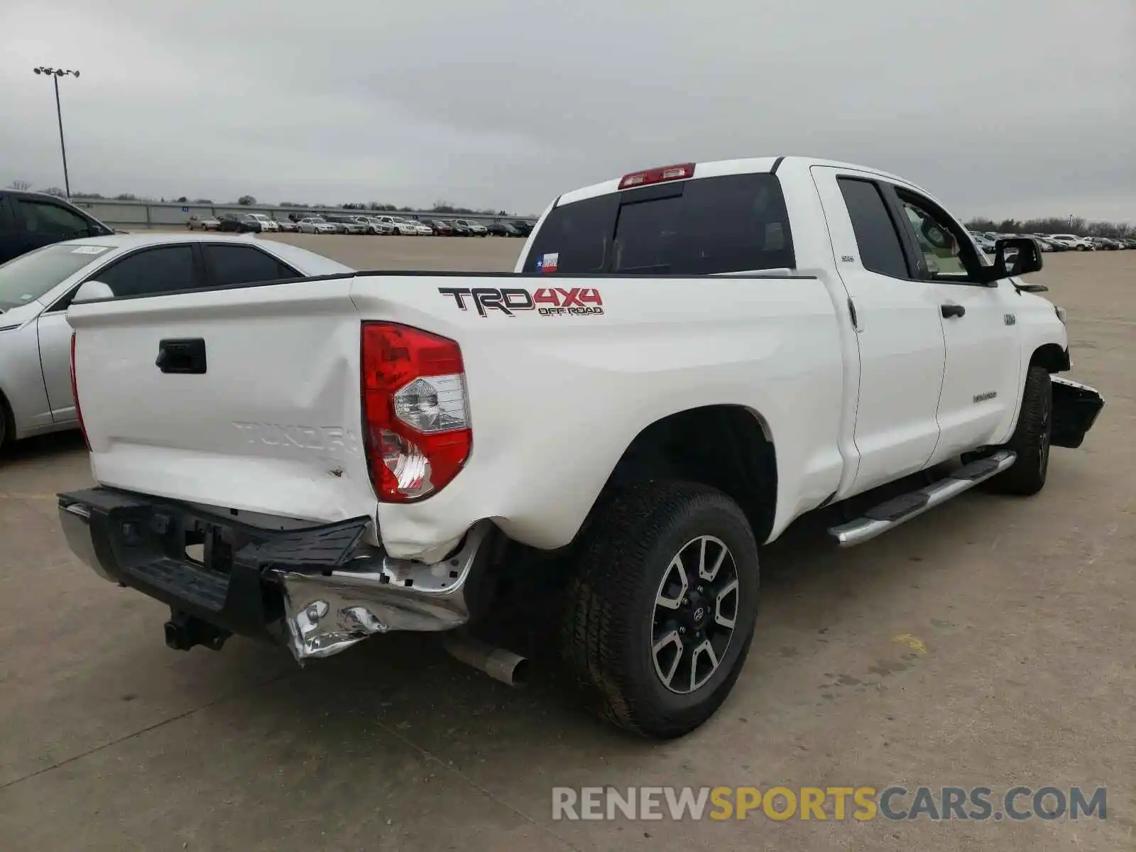 4 Photograph of a damaged car 5TFUY5F15KX834847 TOYOTA TUNDRA 2019