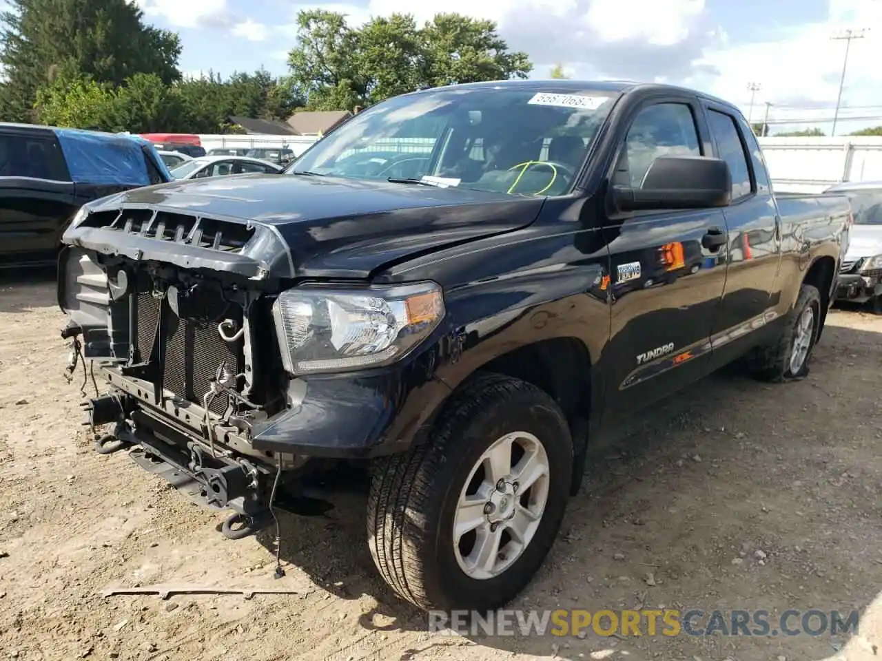 2 Фотография поврежденного автомобиля 5TFUY5F15KX837120 TOYOTA TUNDRA 2019