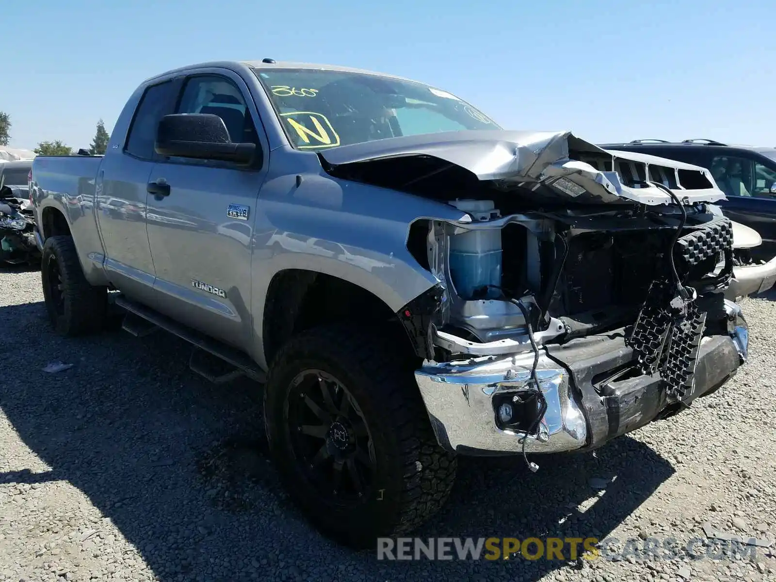 1 Photograph of a damaged car 5TFUY5F15KX854841 TOYOTA TUNDRA 2019